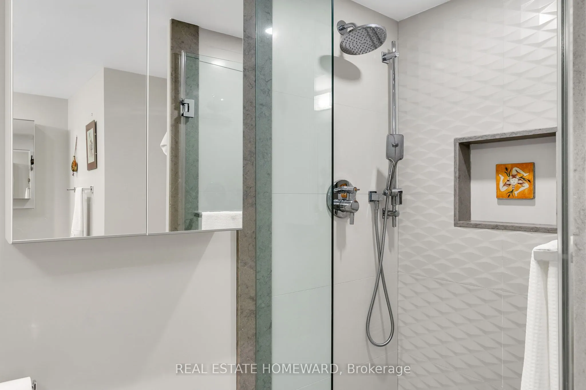 3 CONCORDE Place, #2603