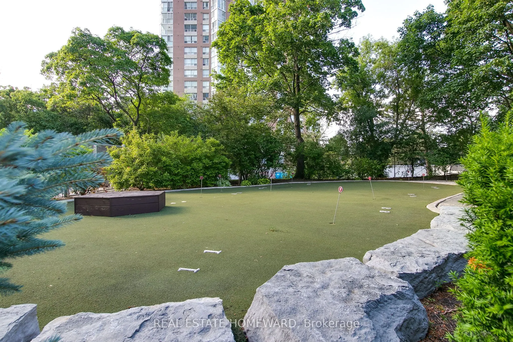 3 CONCORDE Place, #2603