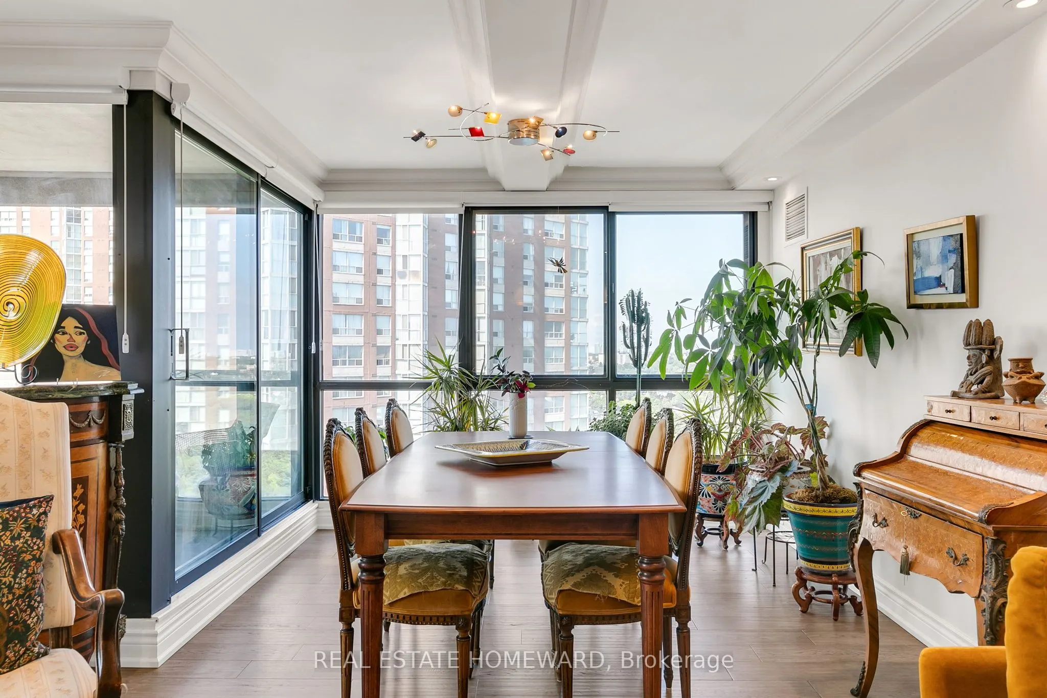 3 CONCORDE Place, #2603