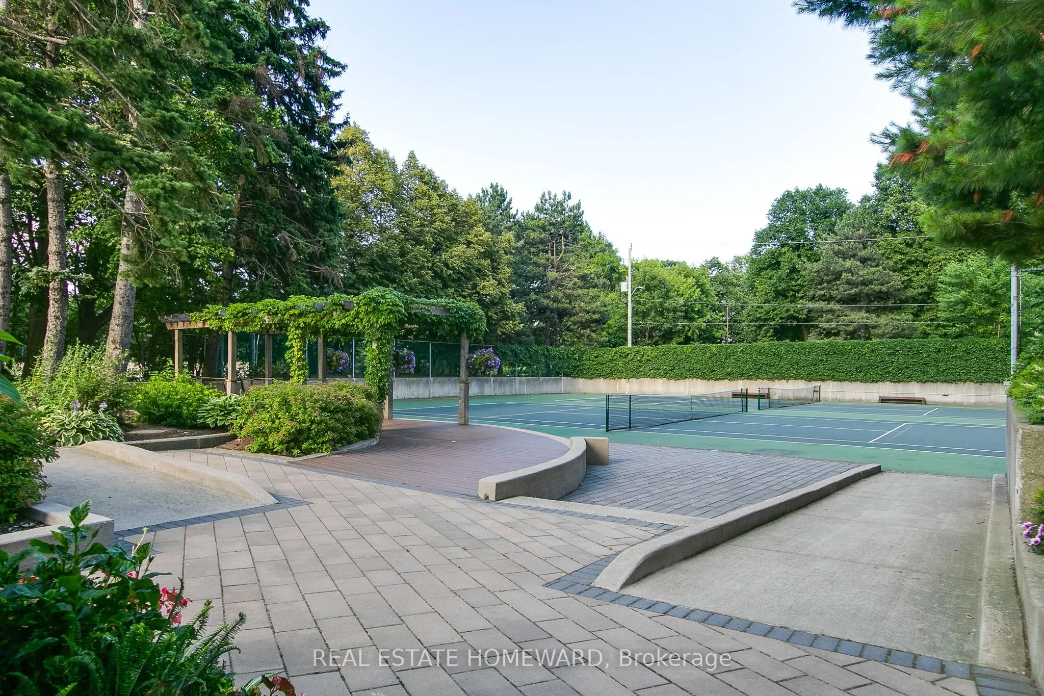 3 CONCORDE Place, #2603