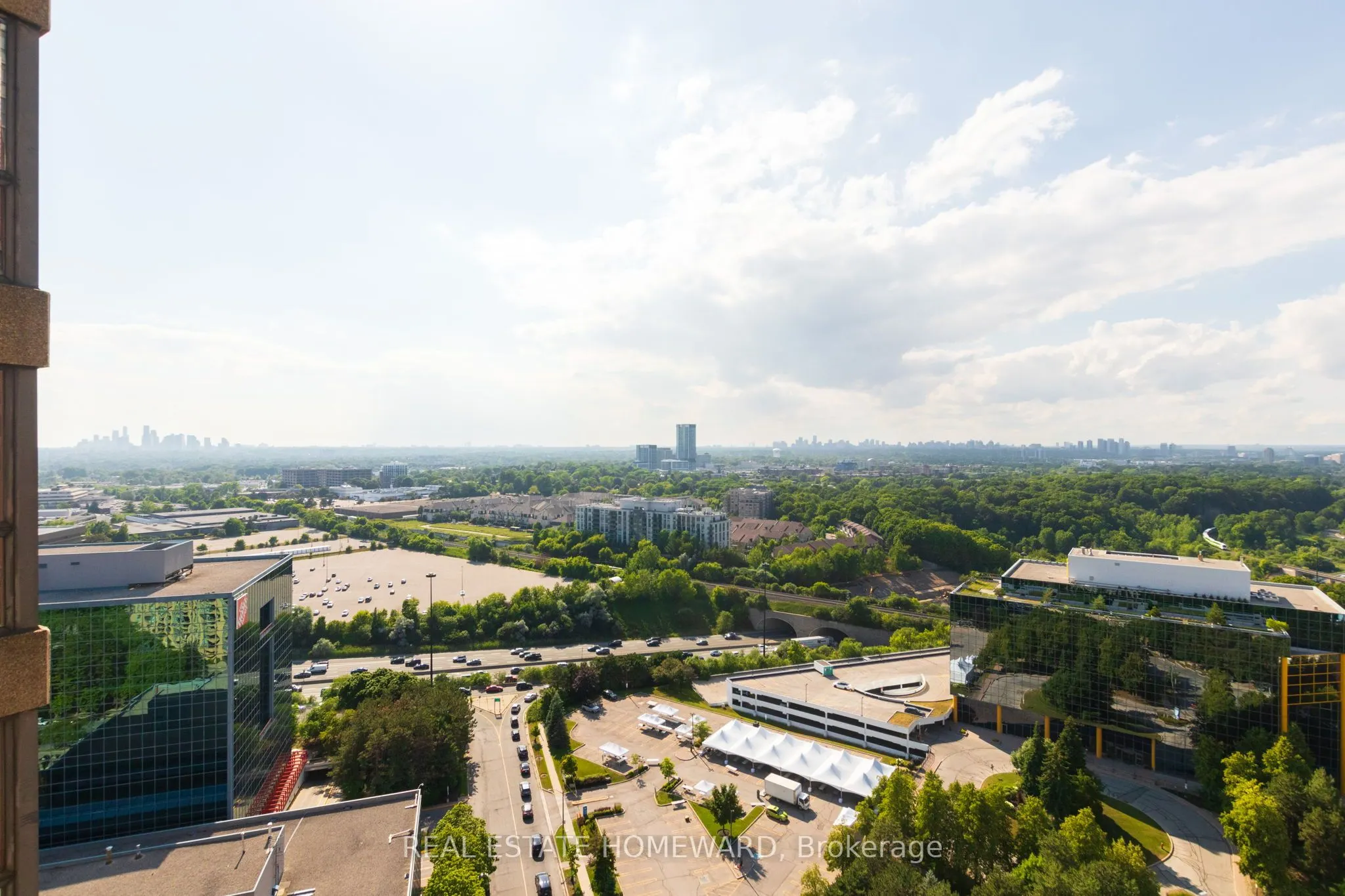 3 CONCORDE Place, #2603