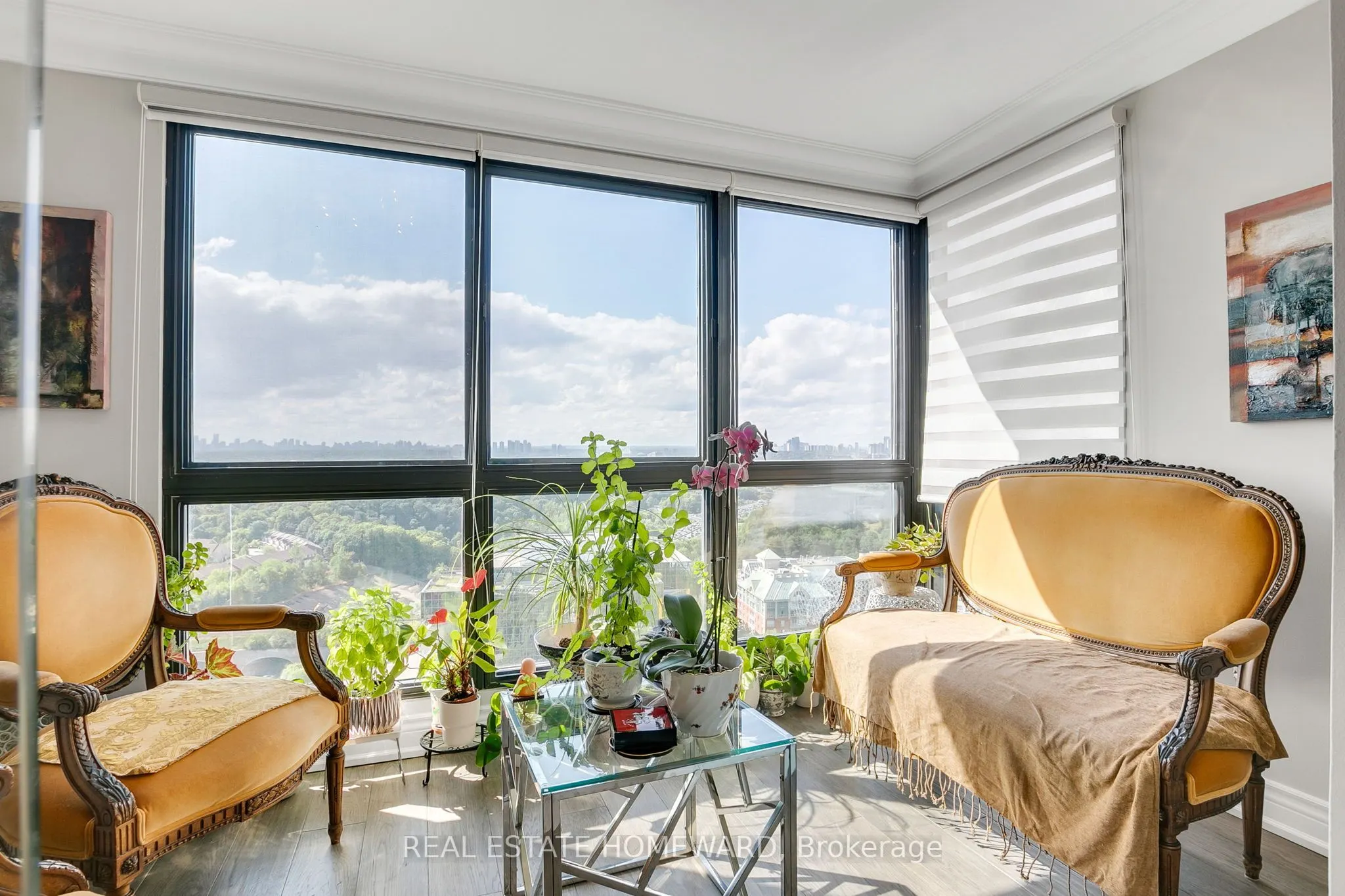 3 CONCORDE Place, #2603