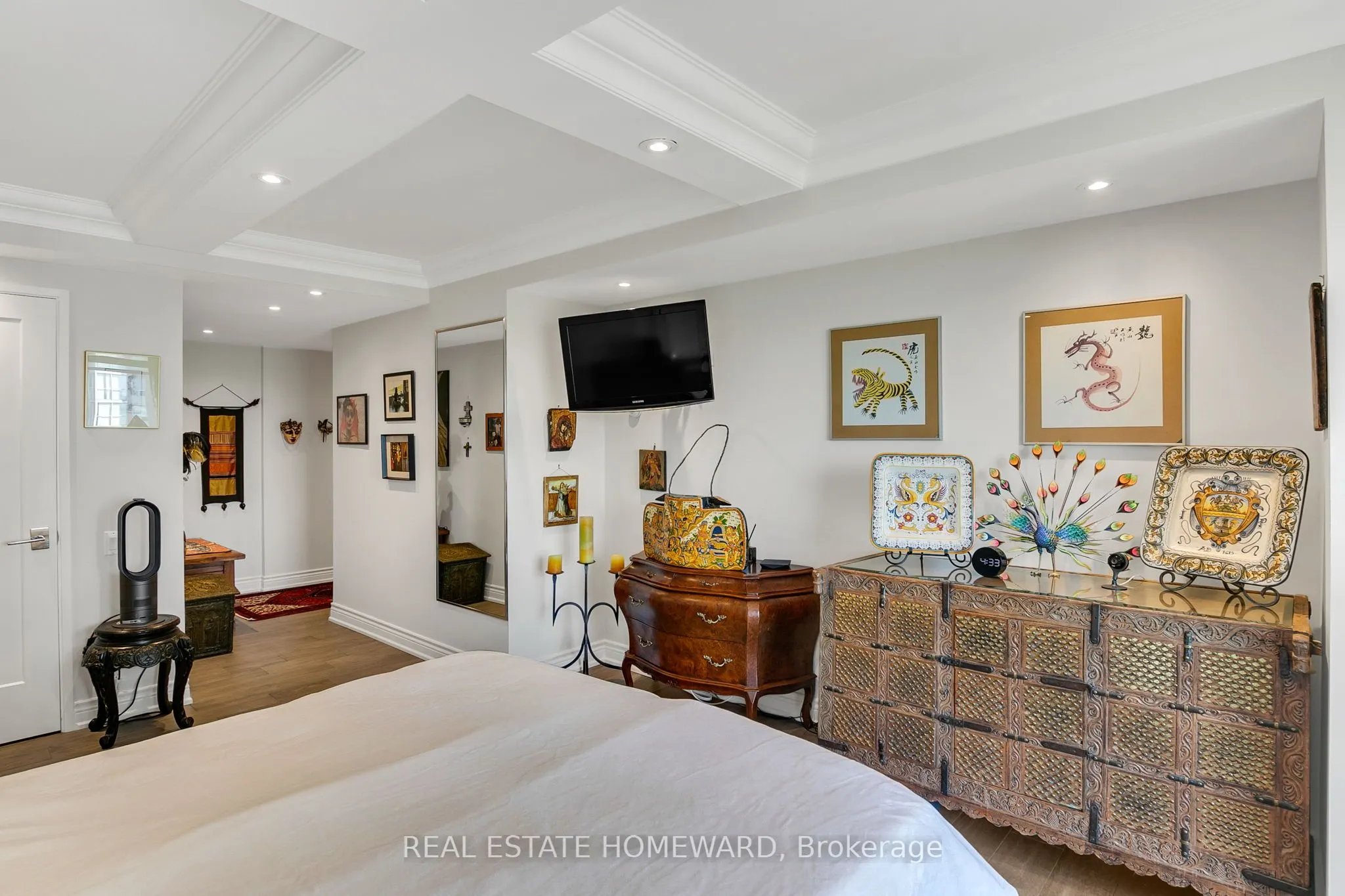 3 CONCORDE Place, #2603