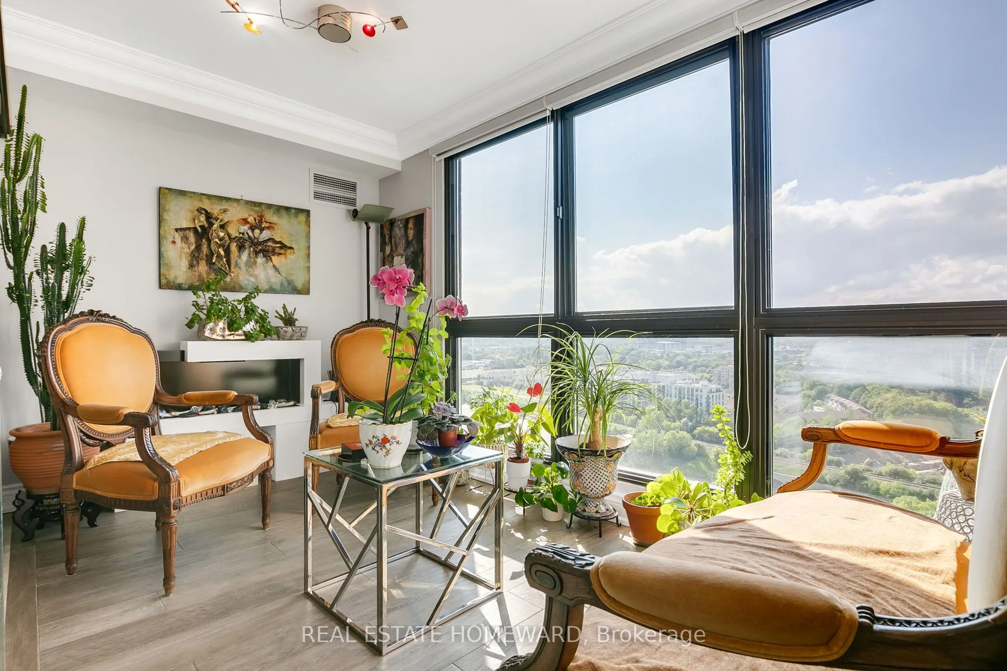 3 CONCORDE Place, #2603
