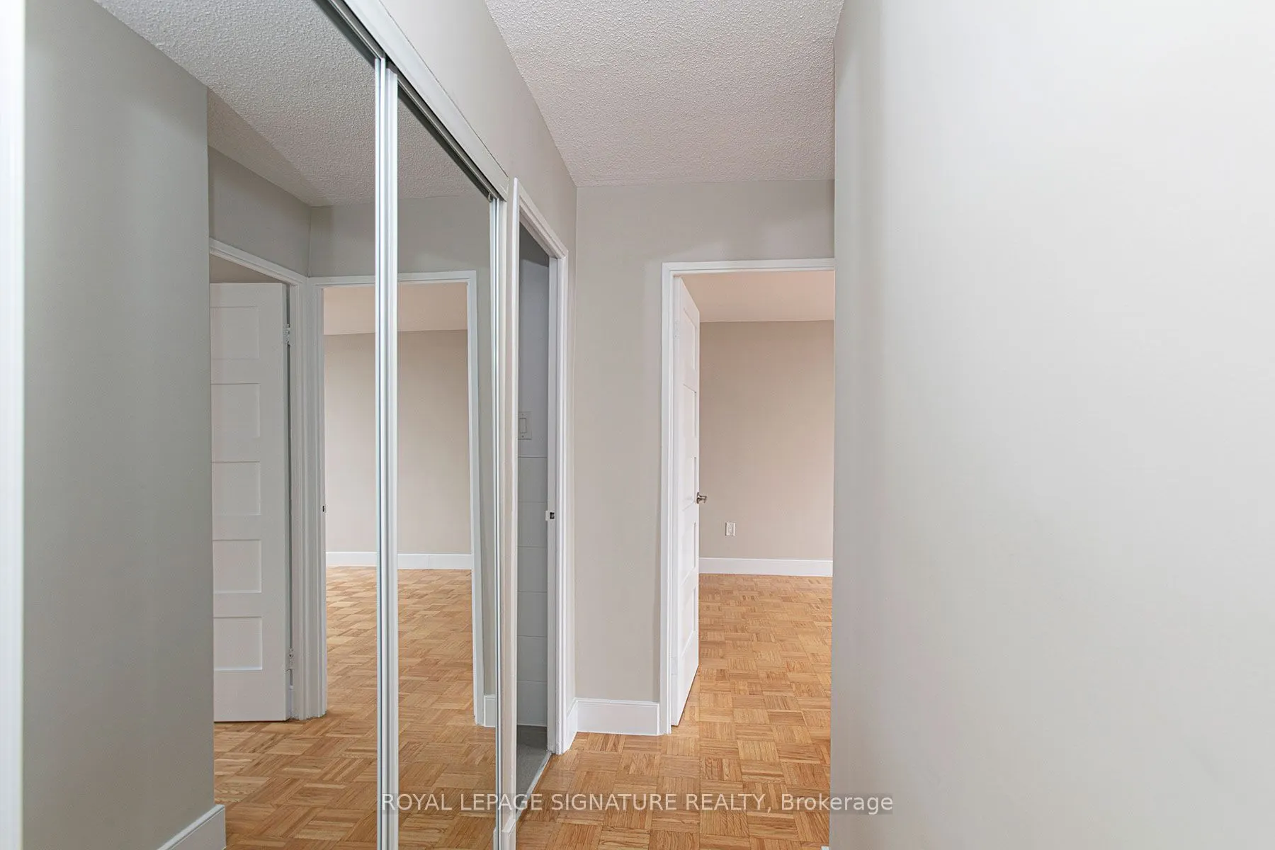 666 Spadina Avenue, #2403