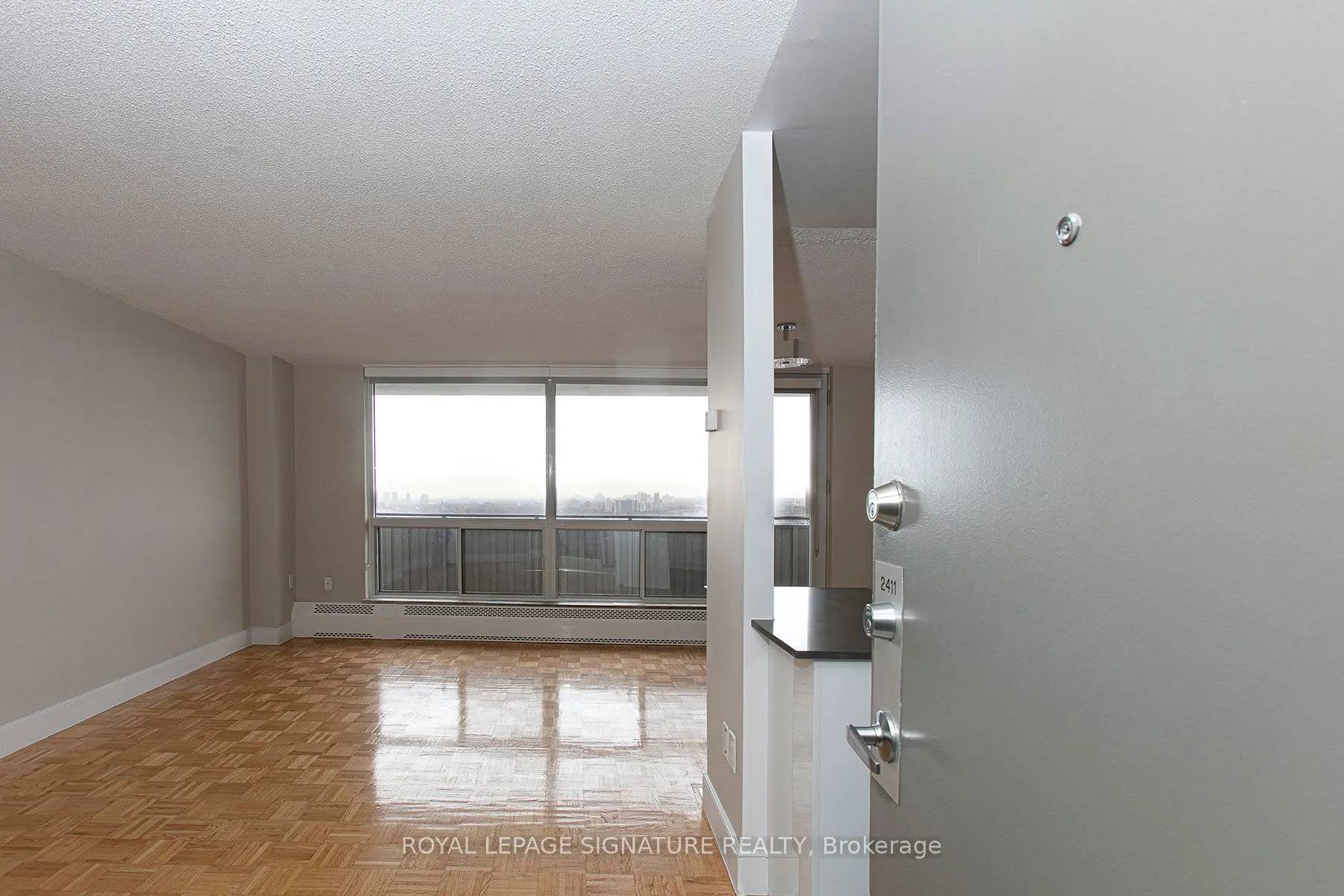 666 Spadina Avenue, #2403