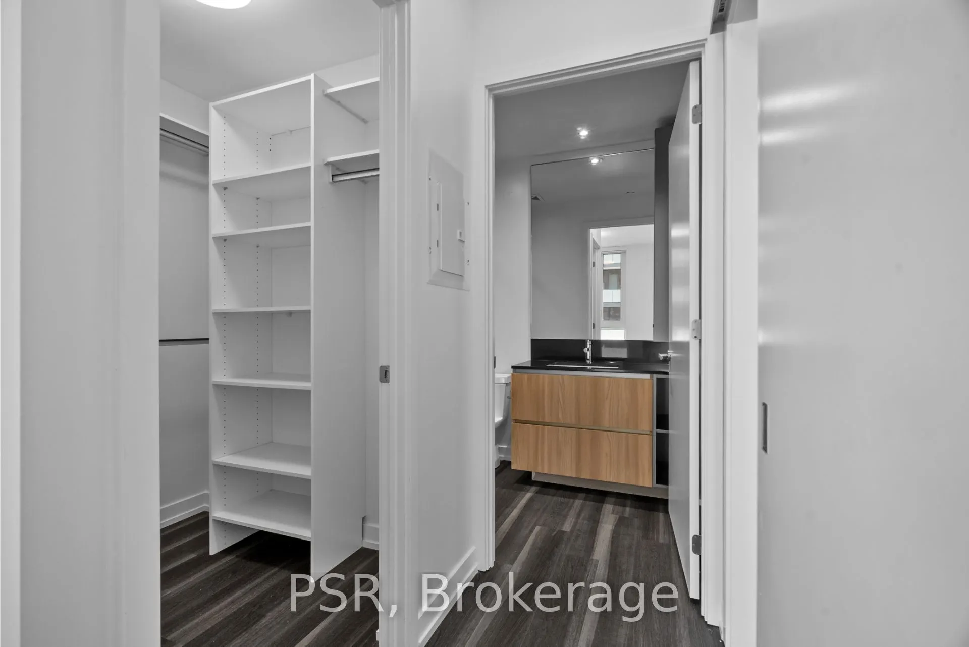 11 Ordnance Street, #408