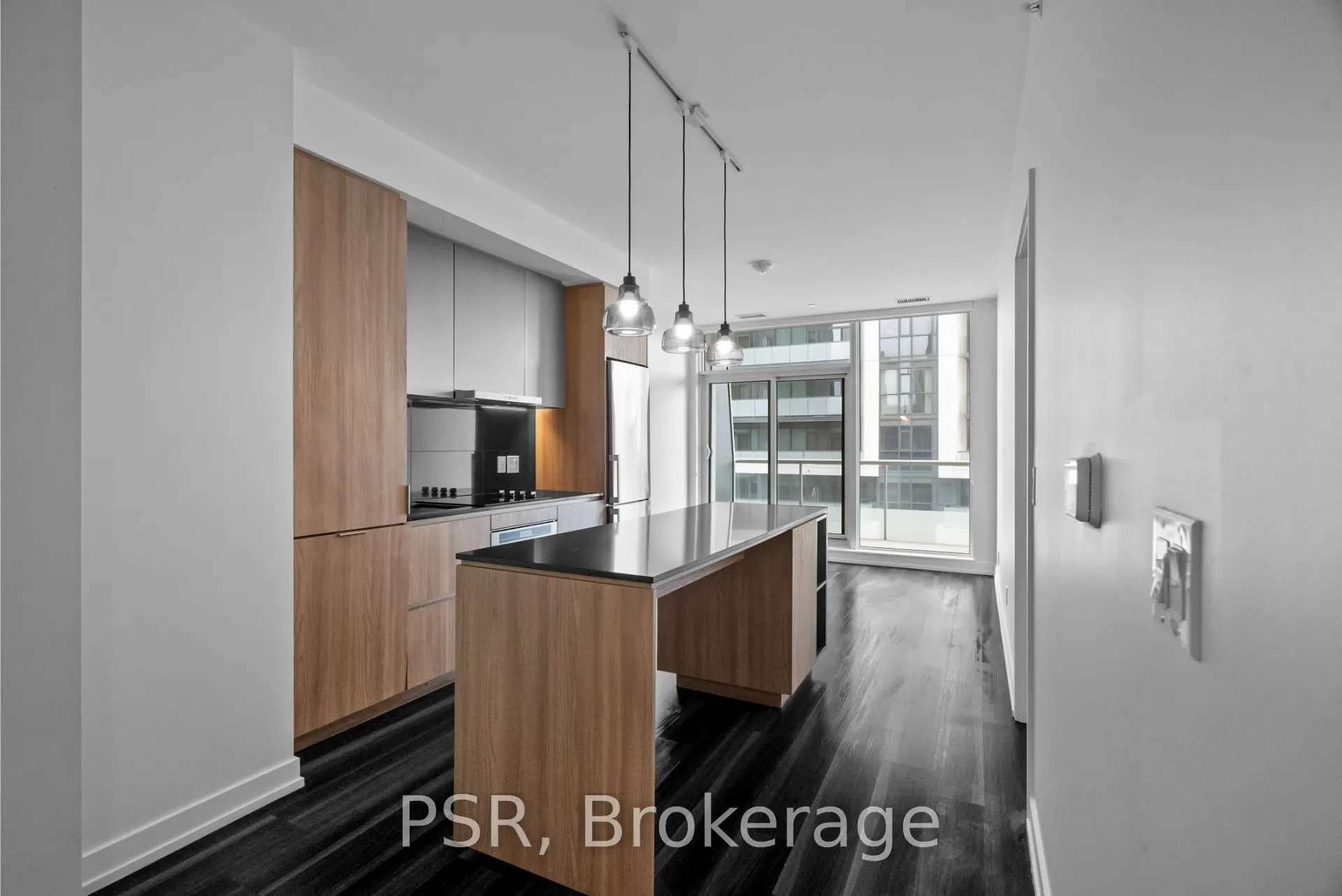 11 Ordnance Street, #408