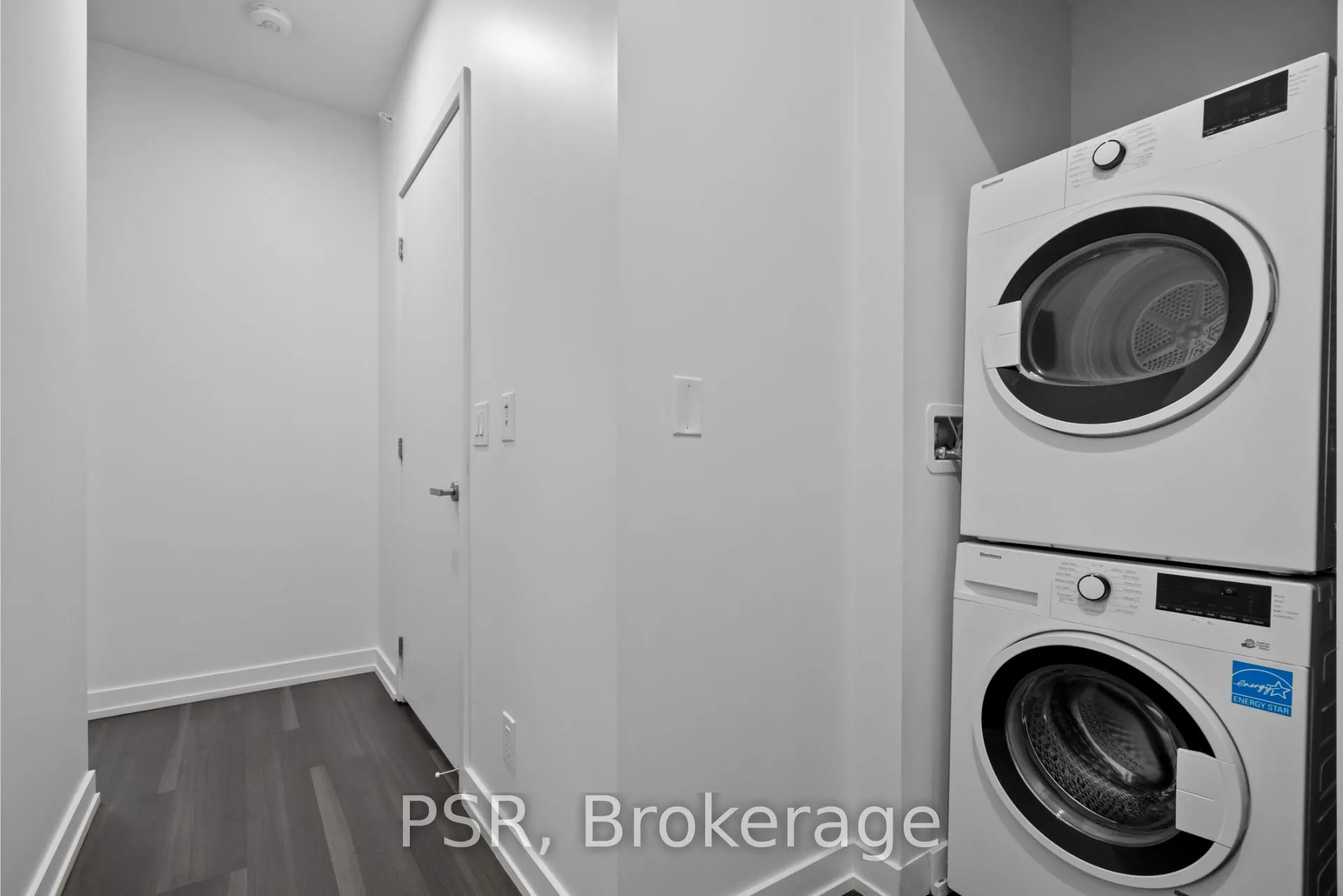11 Ordnance Street, #408