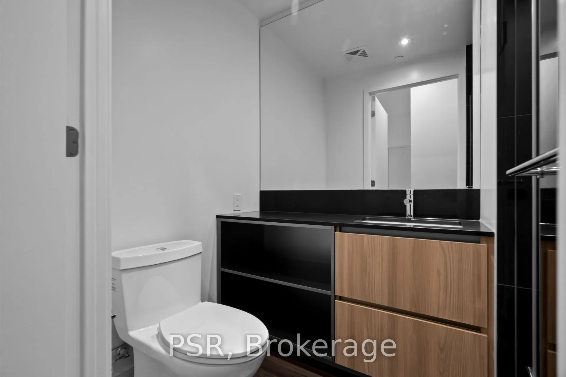 11 Ordnance Street, #408
