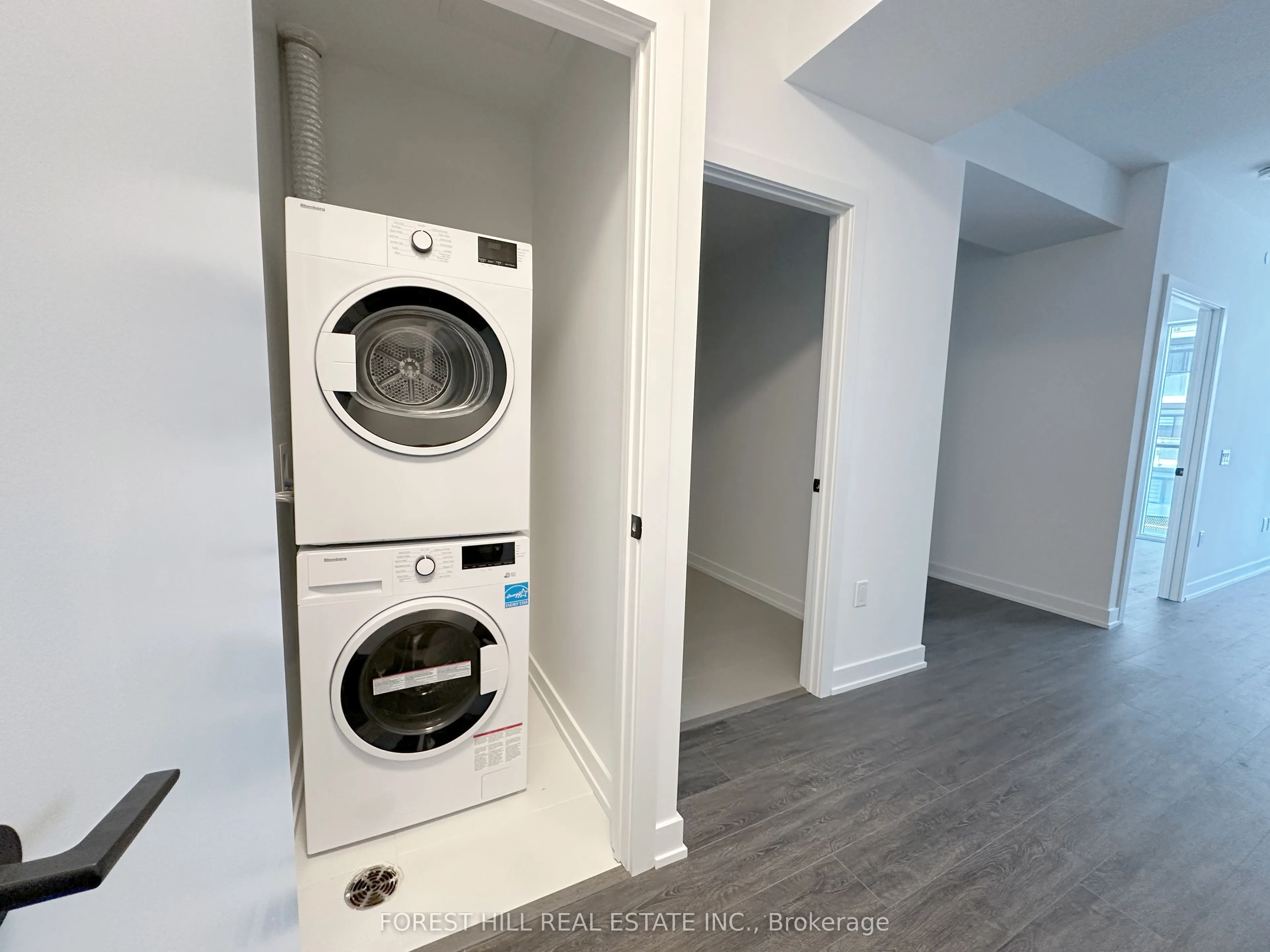 127 Broadway Avenue, #2408