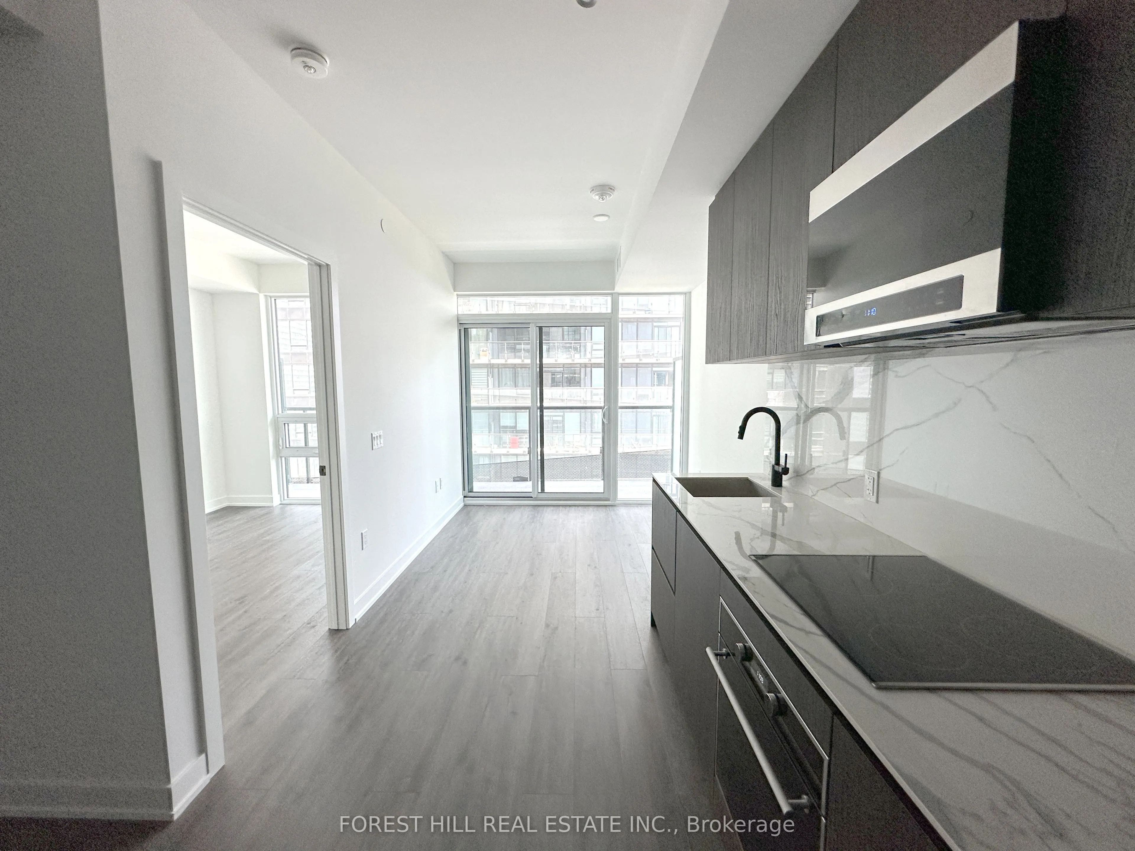 127 Broadway Avenue, #2408