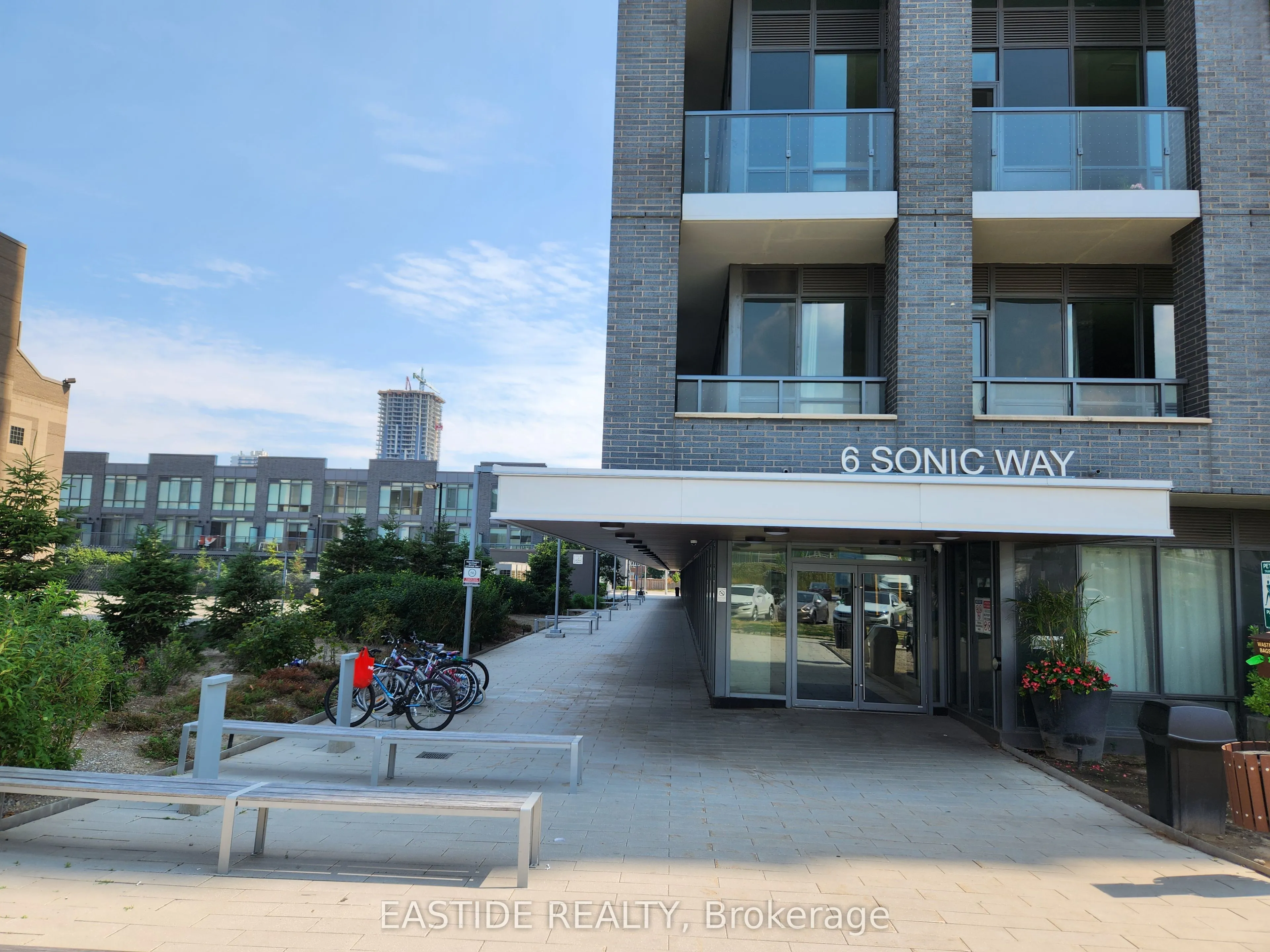 6 Sonic Way, #2704