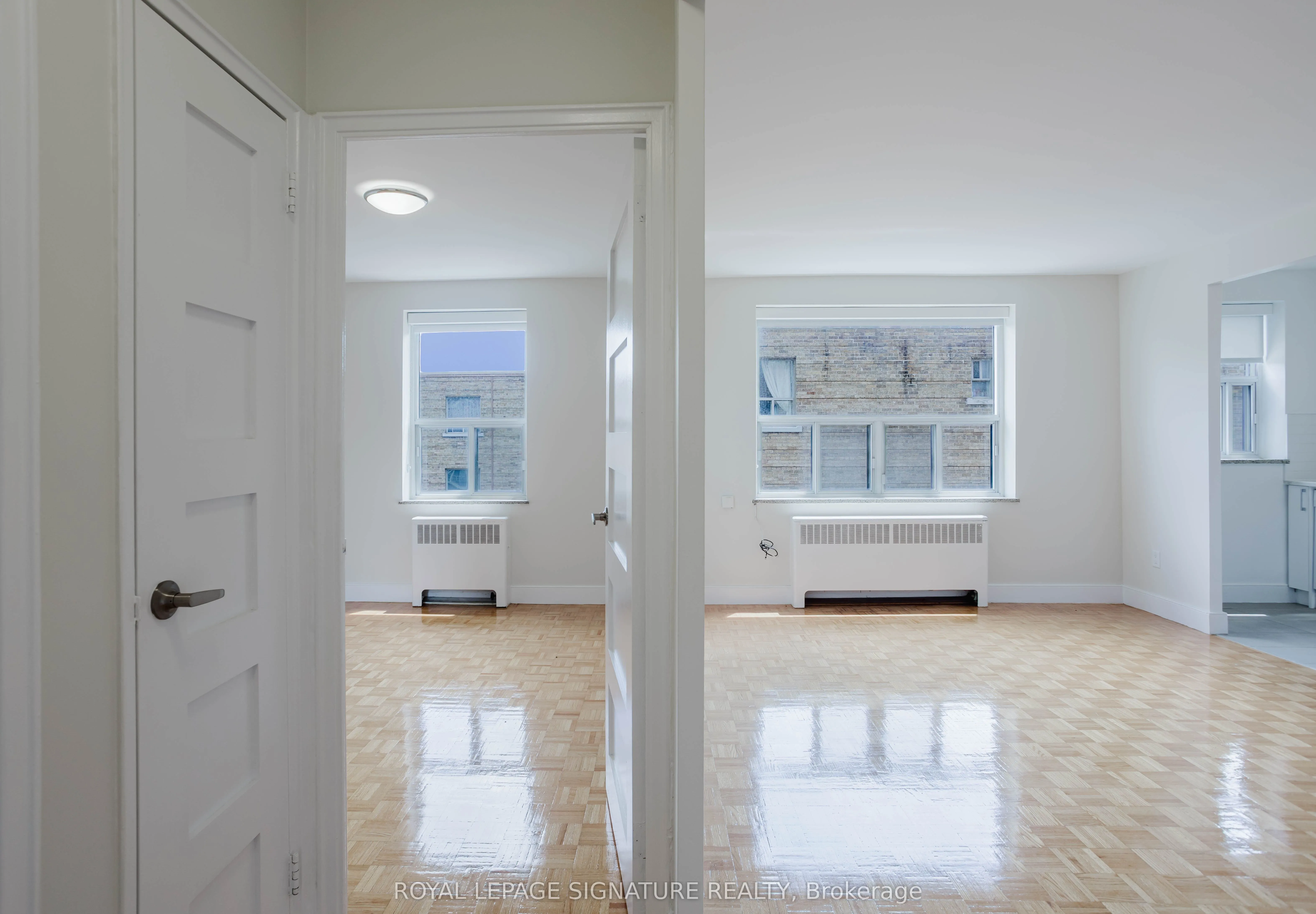 1291 Bayview Avenue, #405