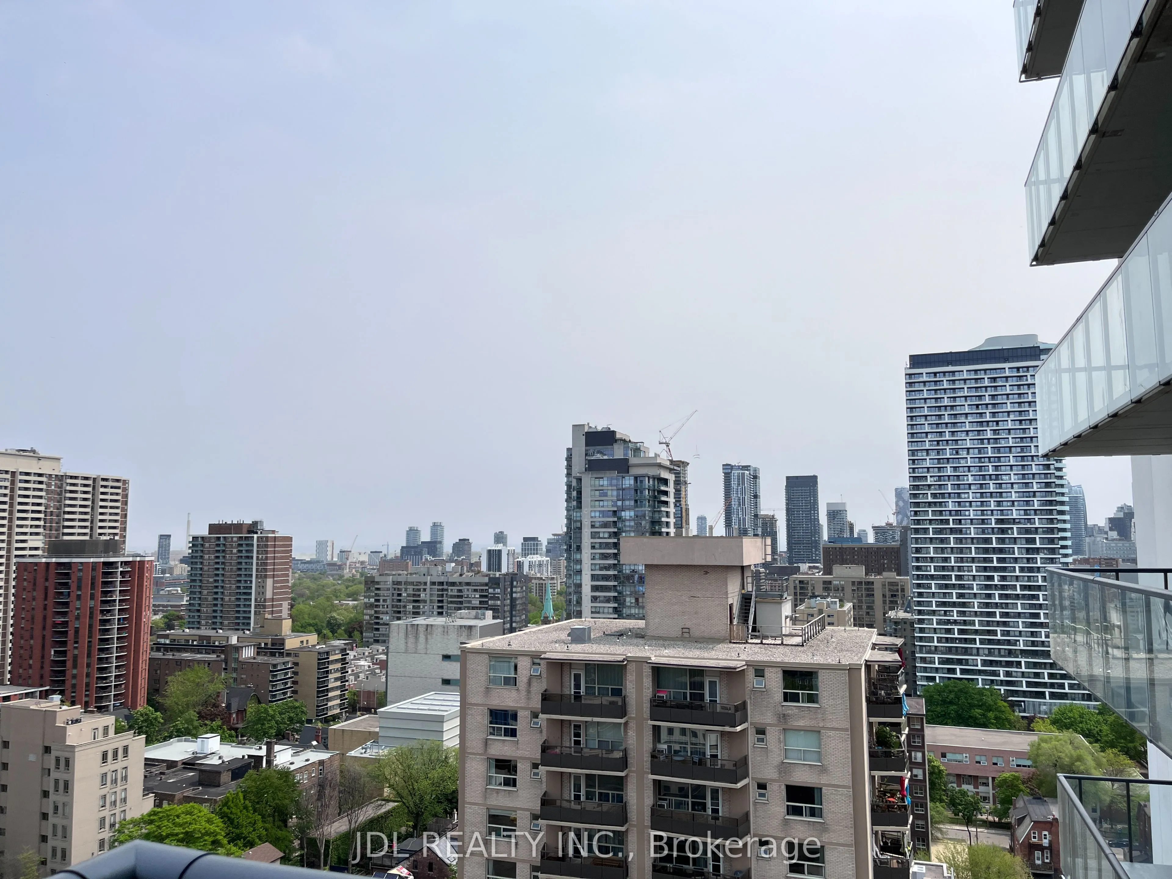 81 Wellesley Street E, #1701