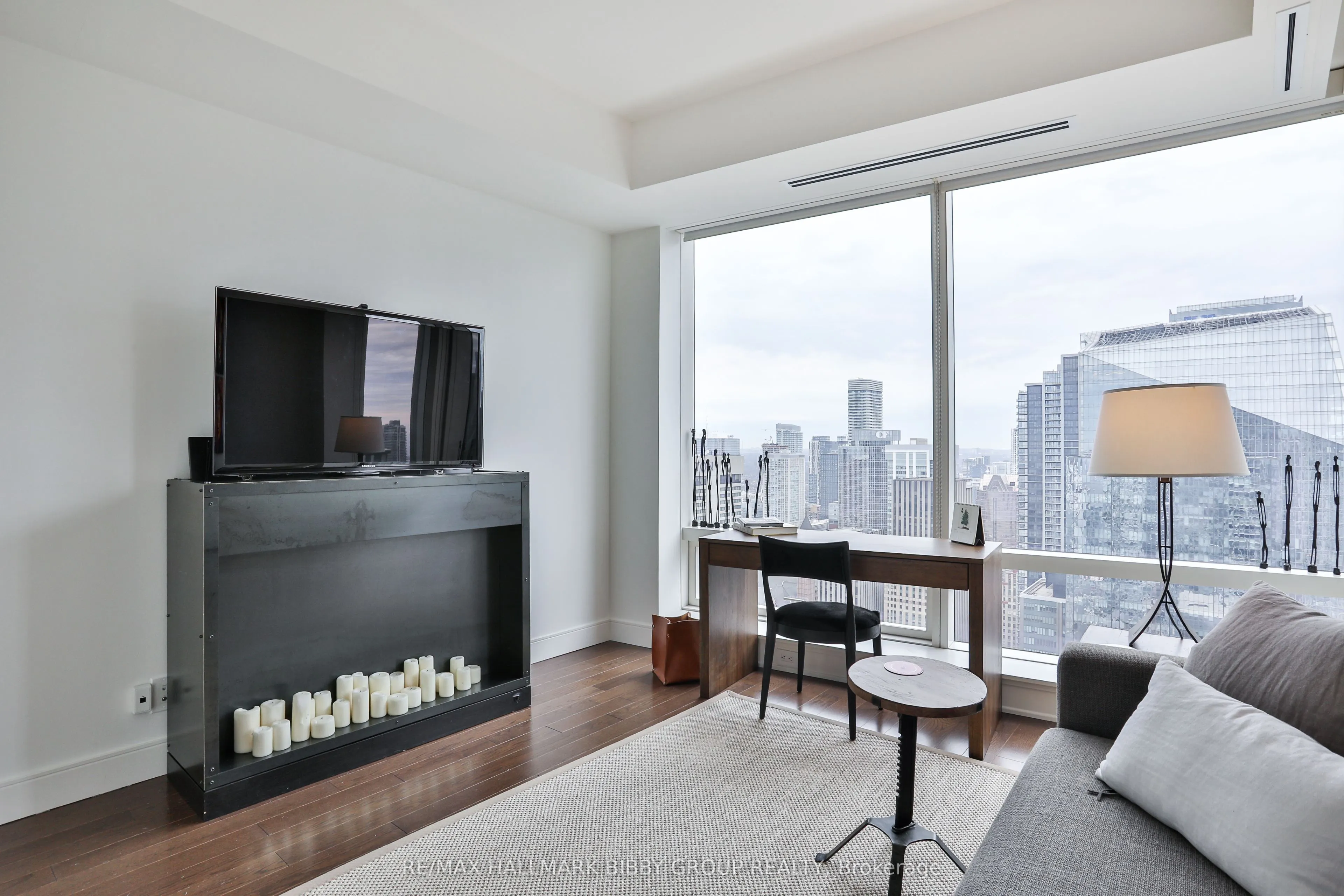 180 University Avenue, #4707