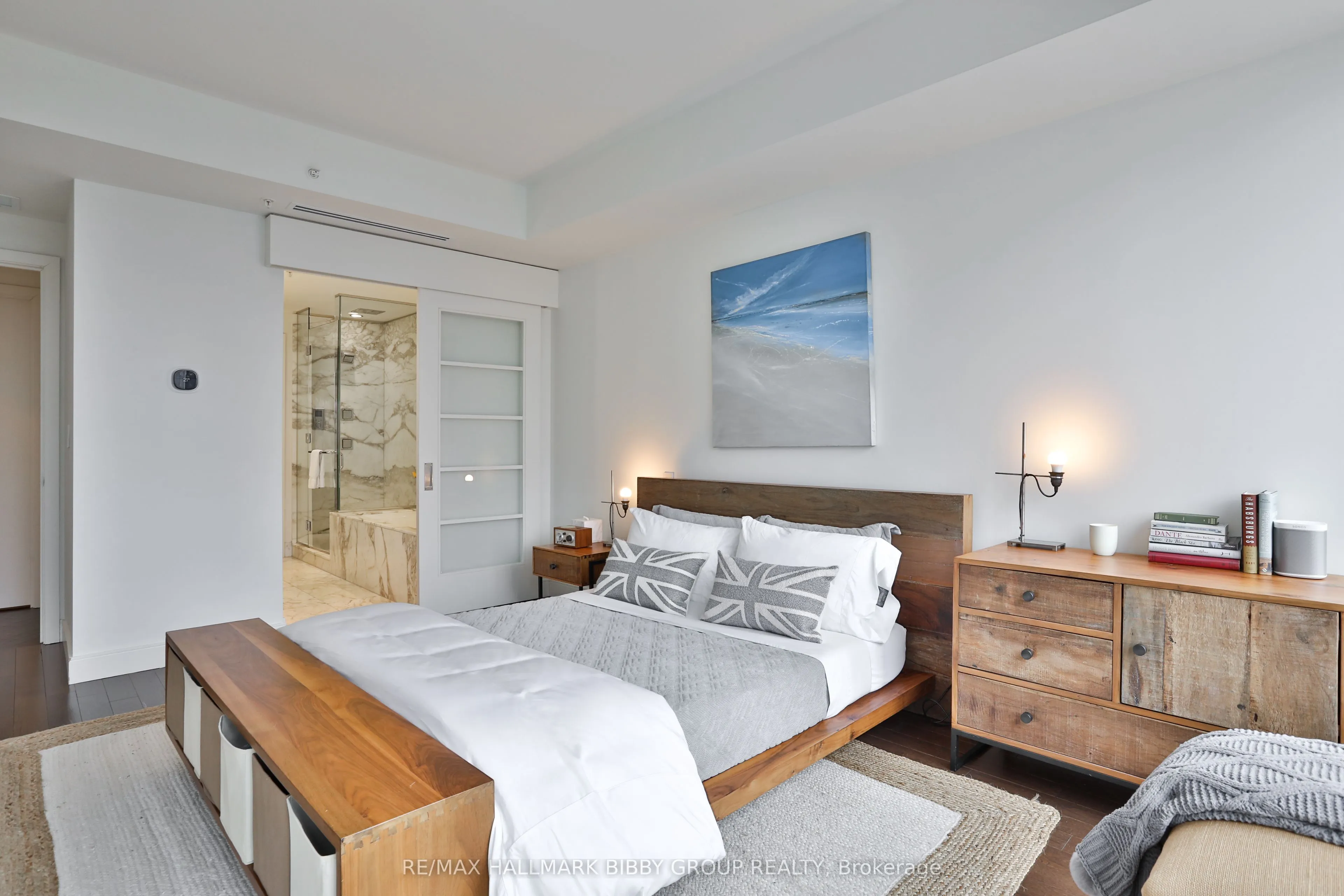 180 University Avenue, #4707