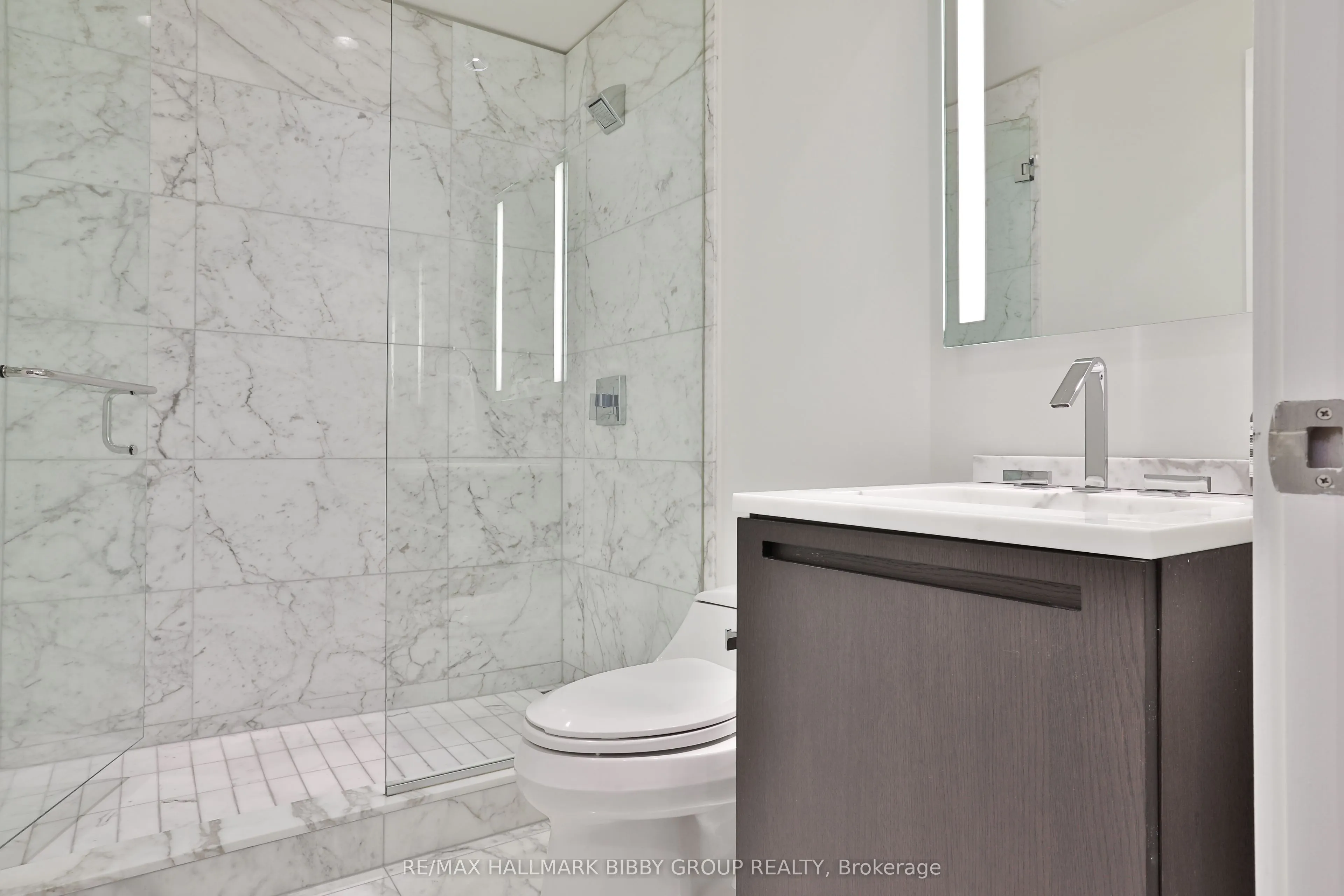 180 University Avenue, #4707