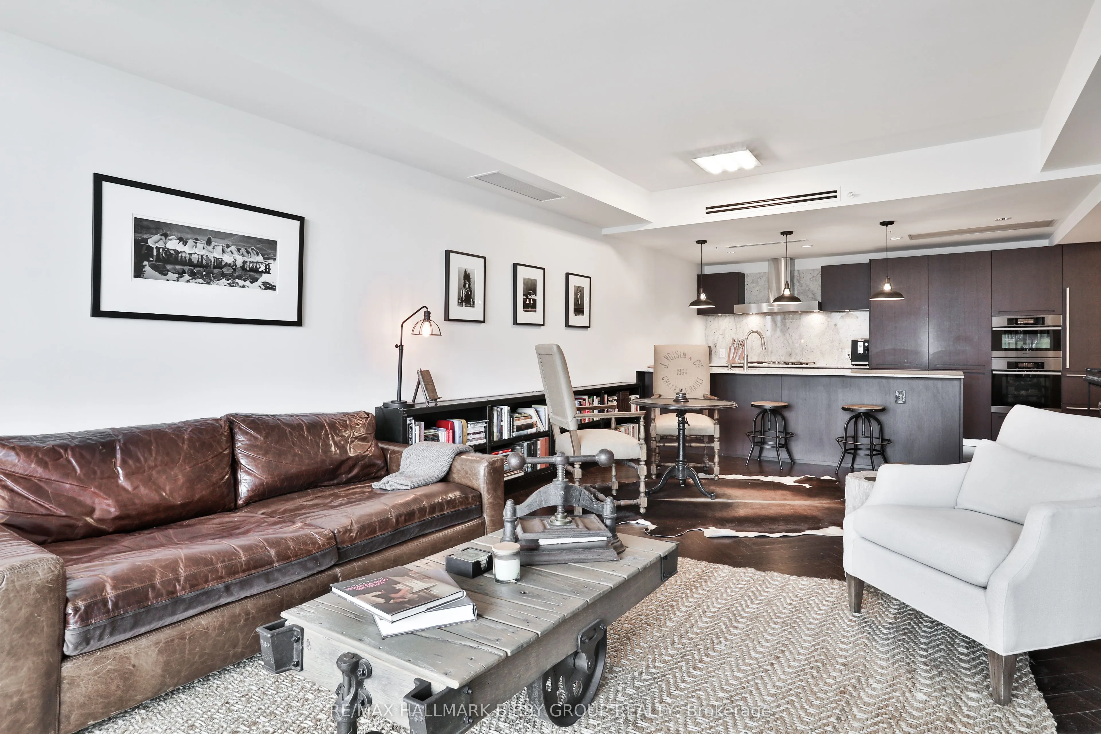 180 University Avenue, #4707