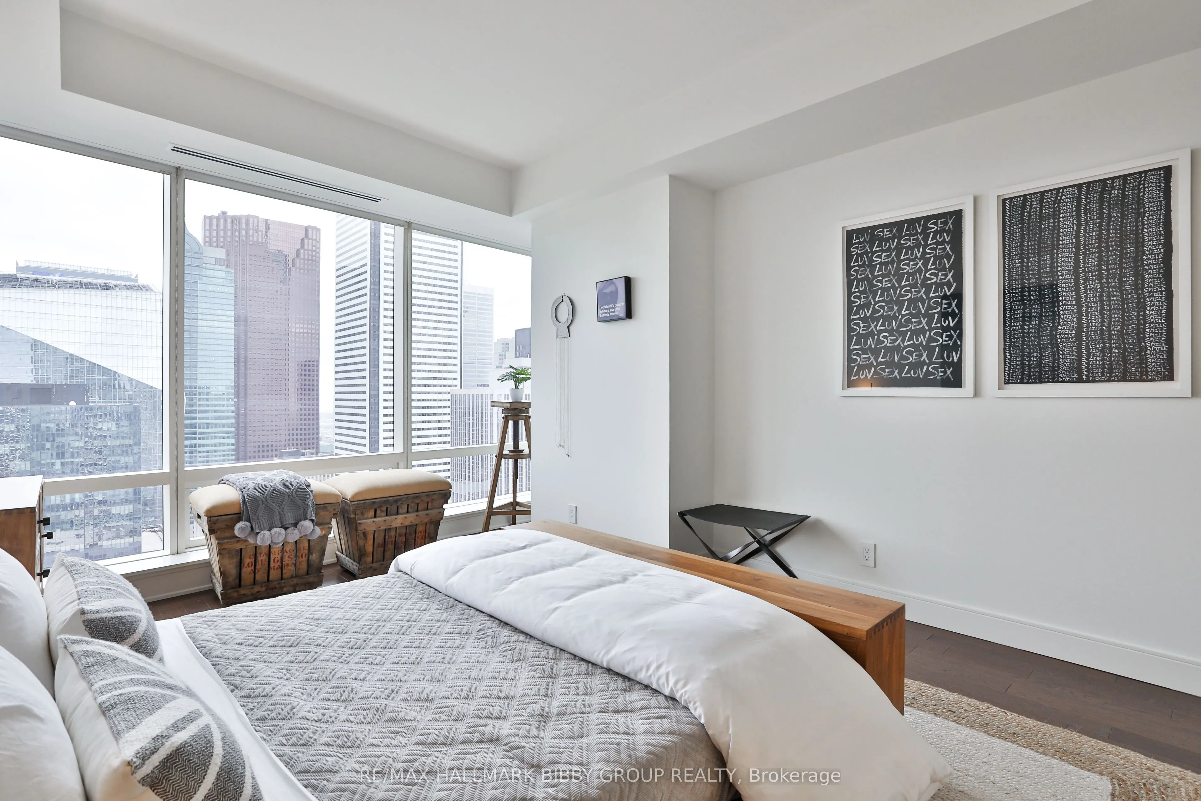 180 University Avenue, #4707