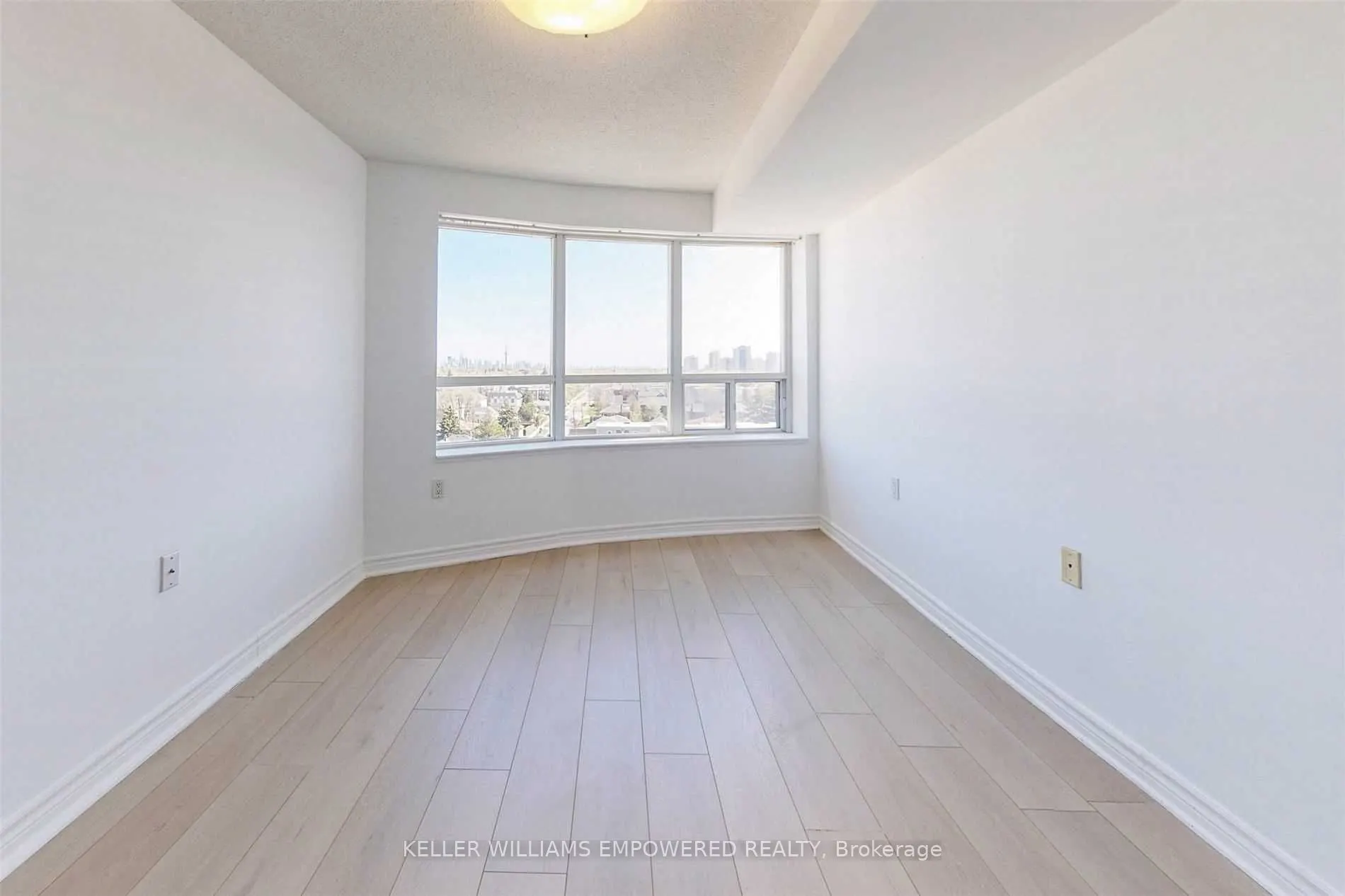 650 Lawrence Avenue W, #915
