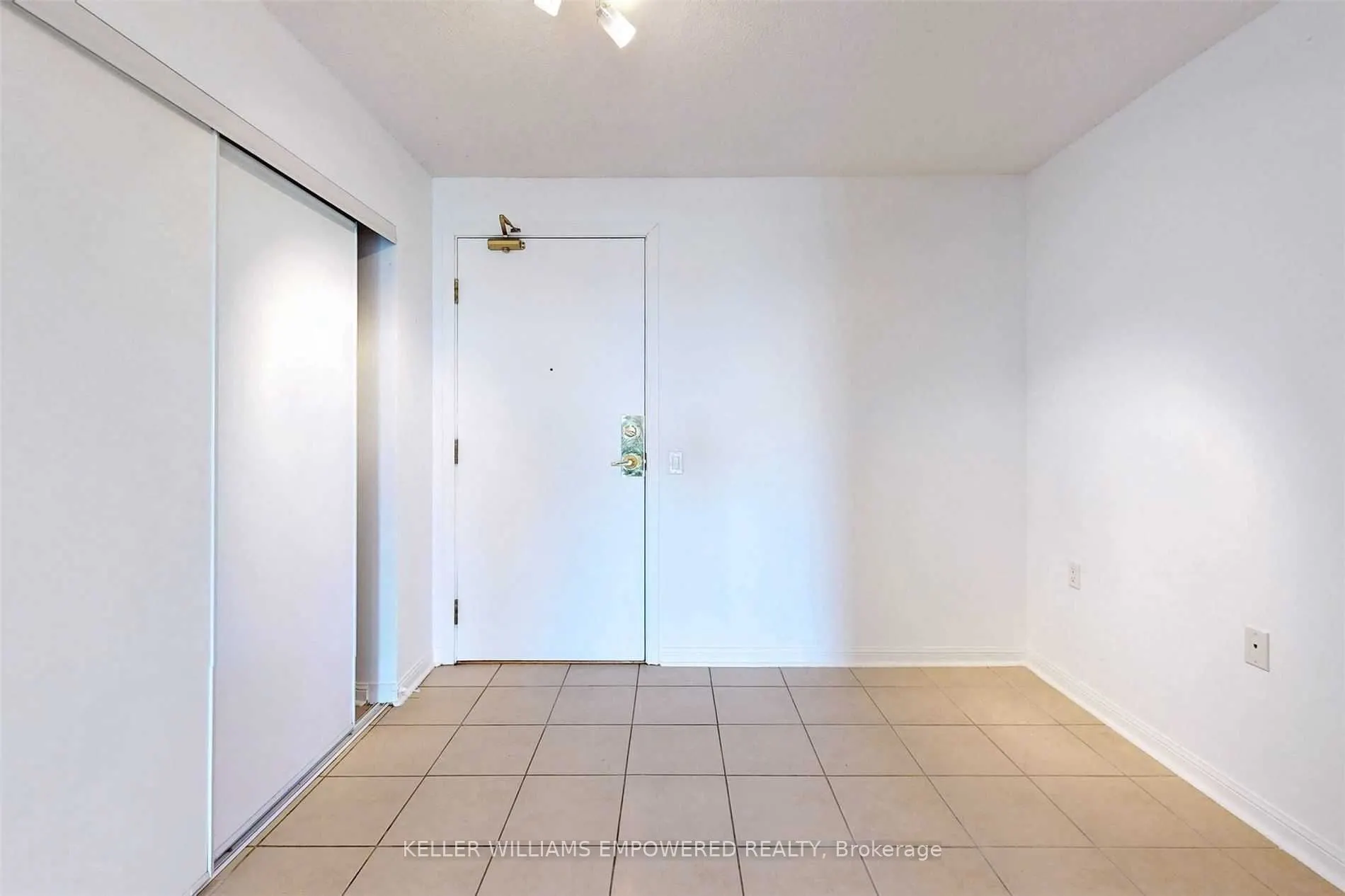 650 Lawrence Avenue W, #915