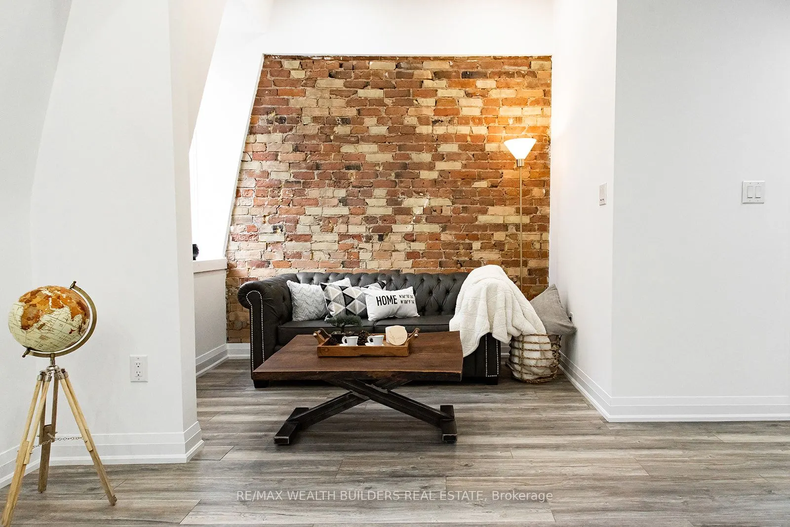 213 Jarvis Street, #6