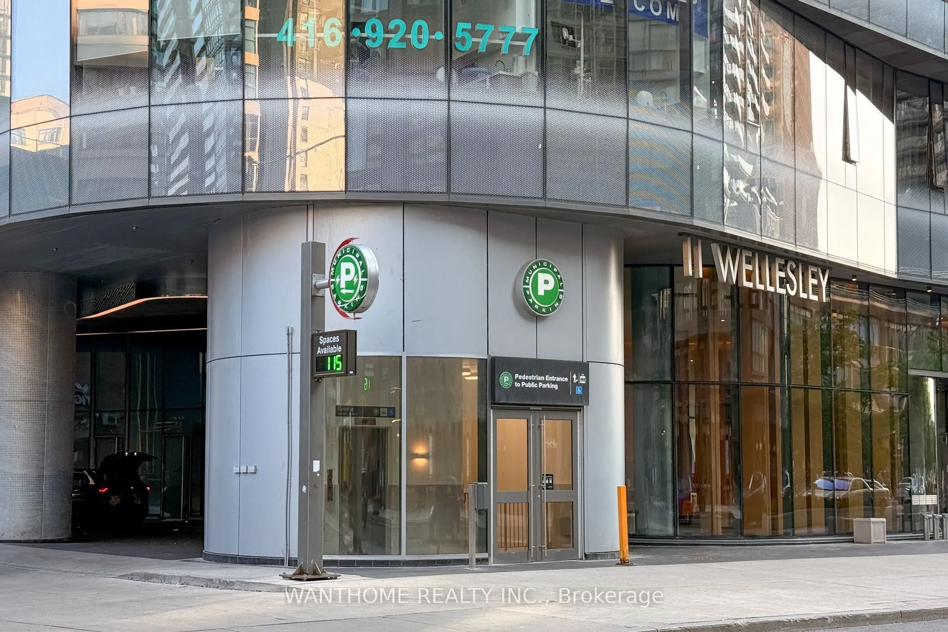 11 Wellesley Street W, #1607