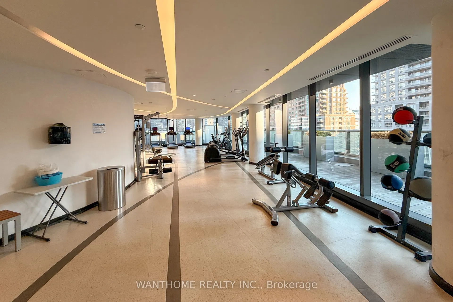 11 Wellesley Street W, #1607