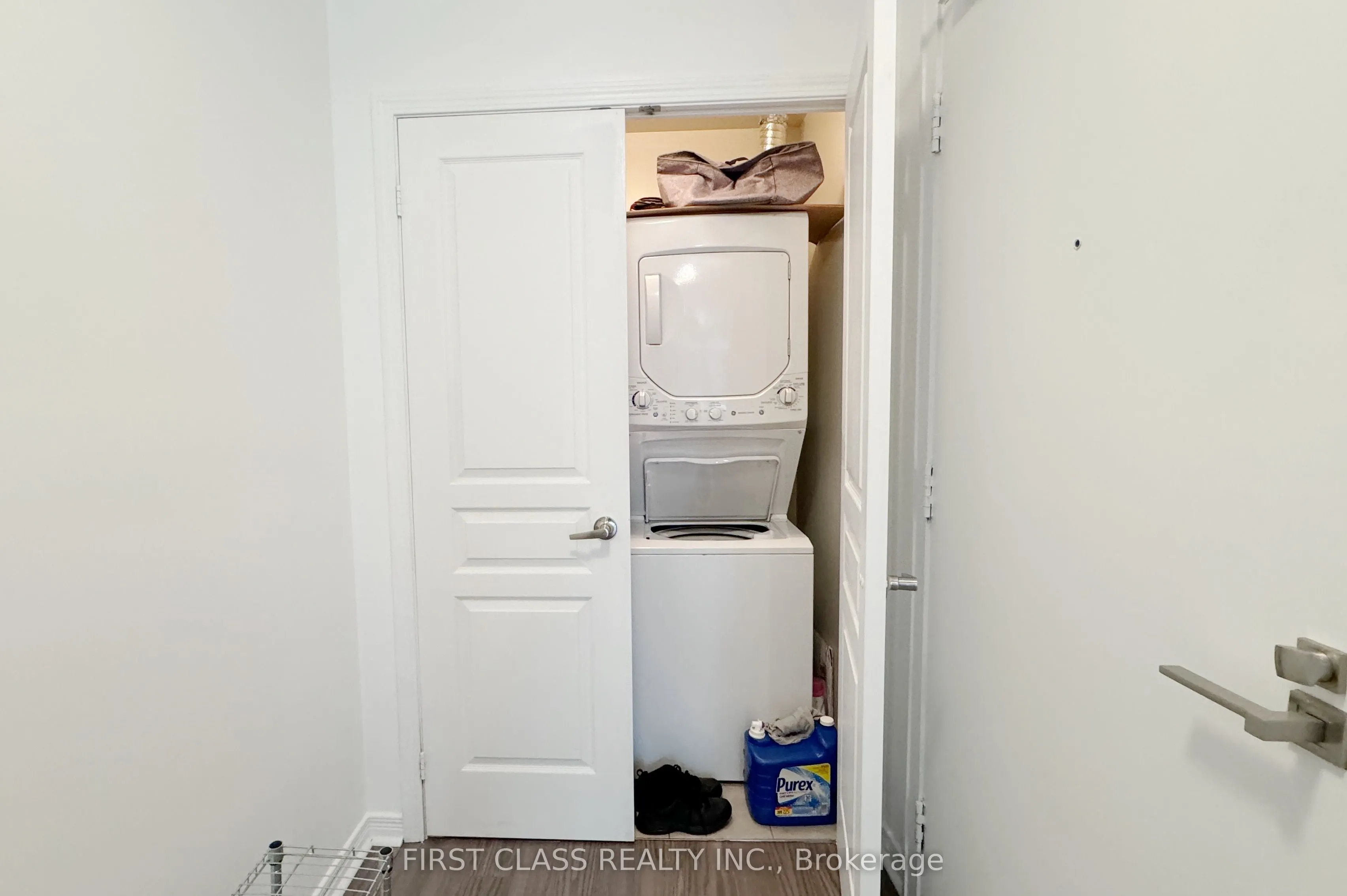 352 Front Street W, #1217