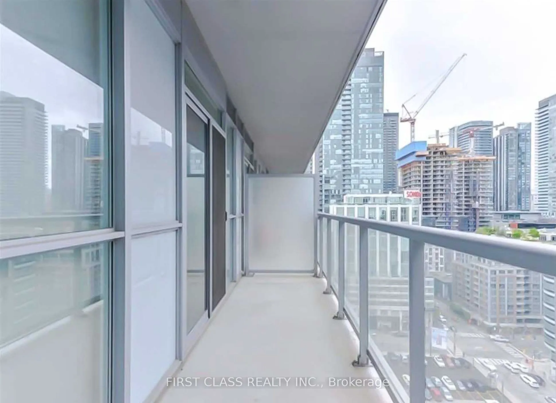 352 Front Street W, #1217