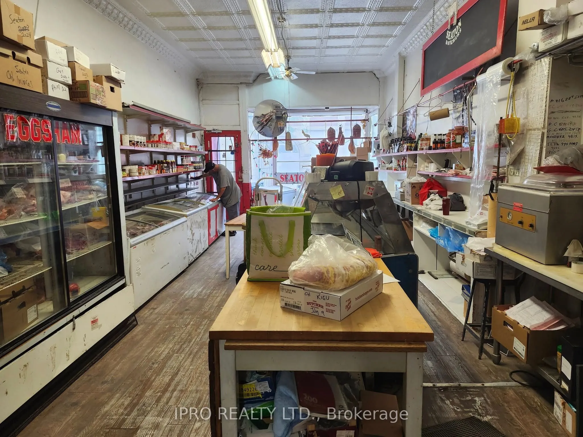 236 Queen Street E