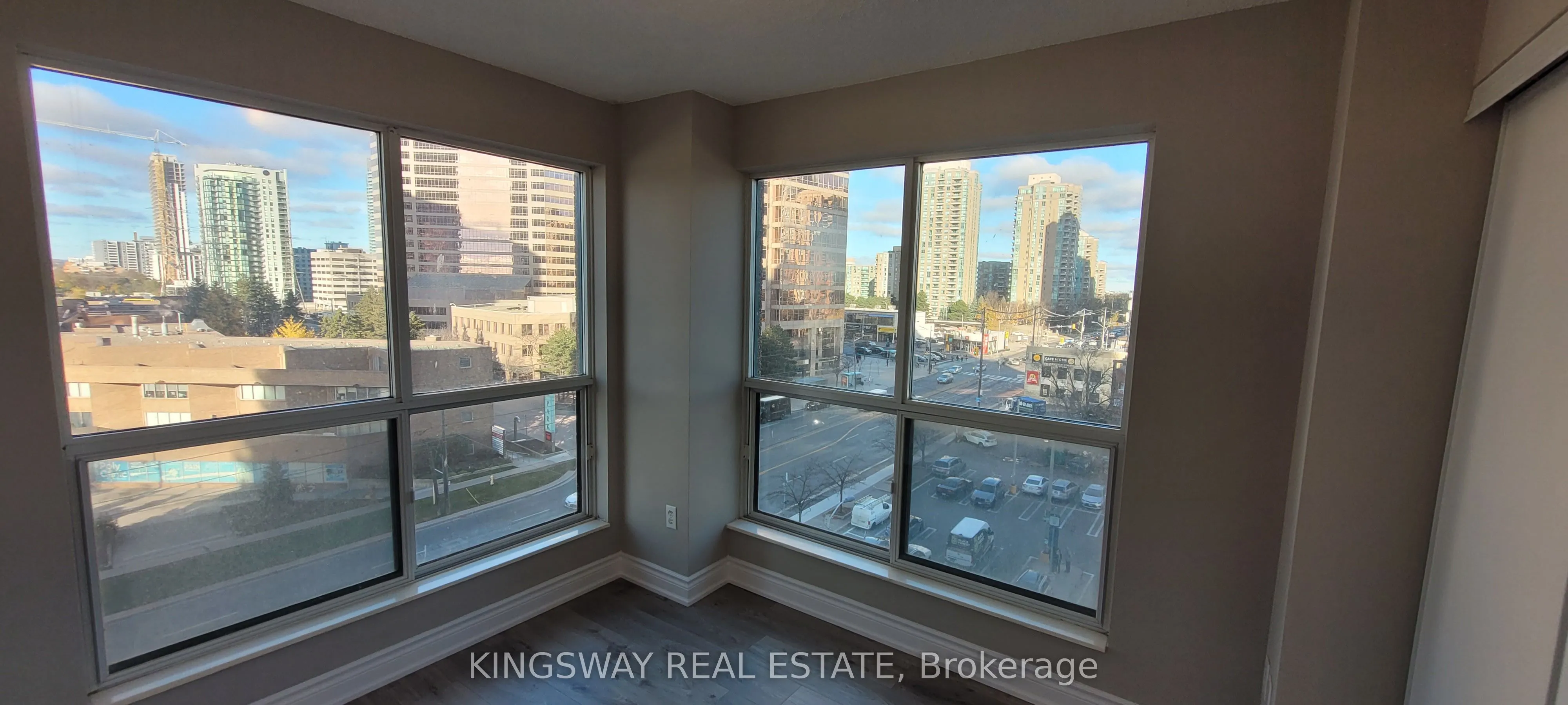 7 Lorraine Drive, #812
