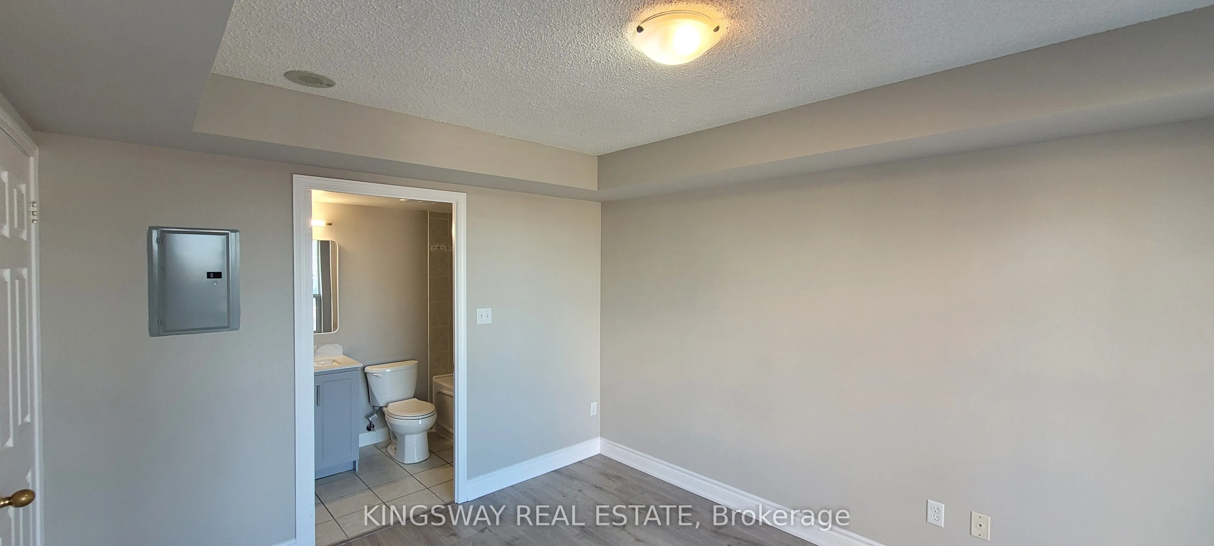 7 Lorraine Drive, #812