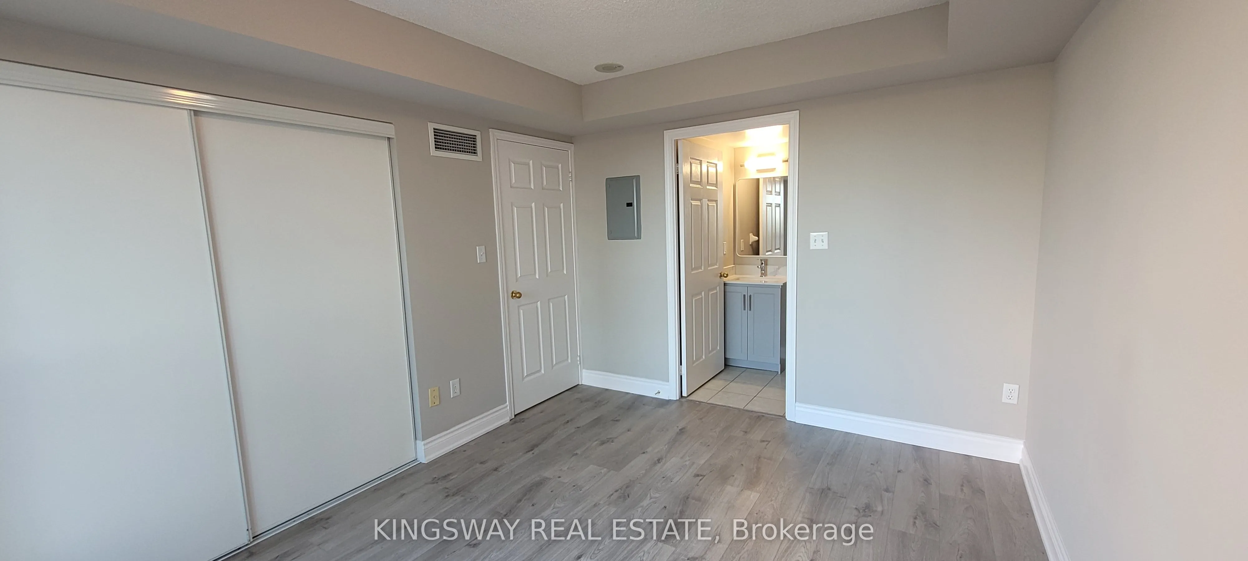 7 Lorraine Drive, #812