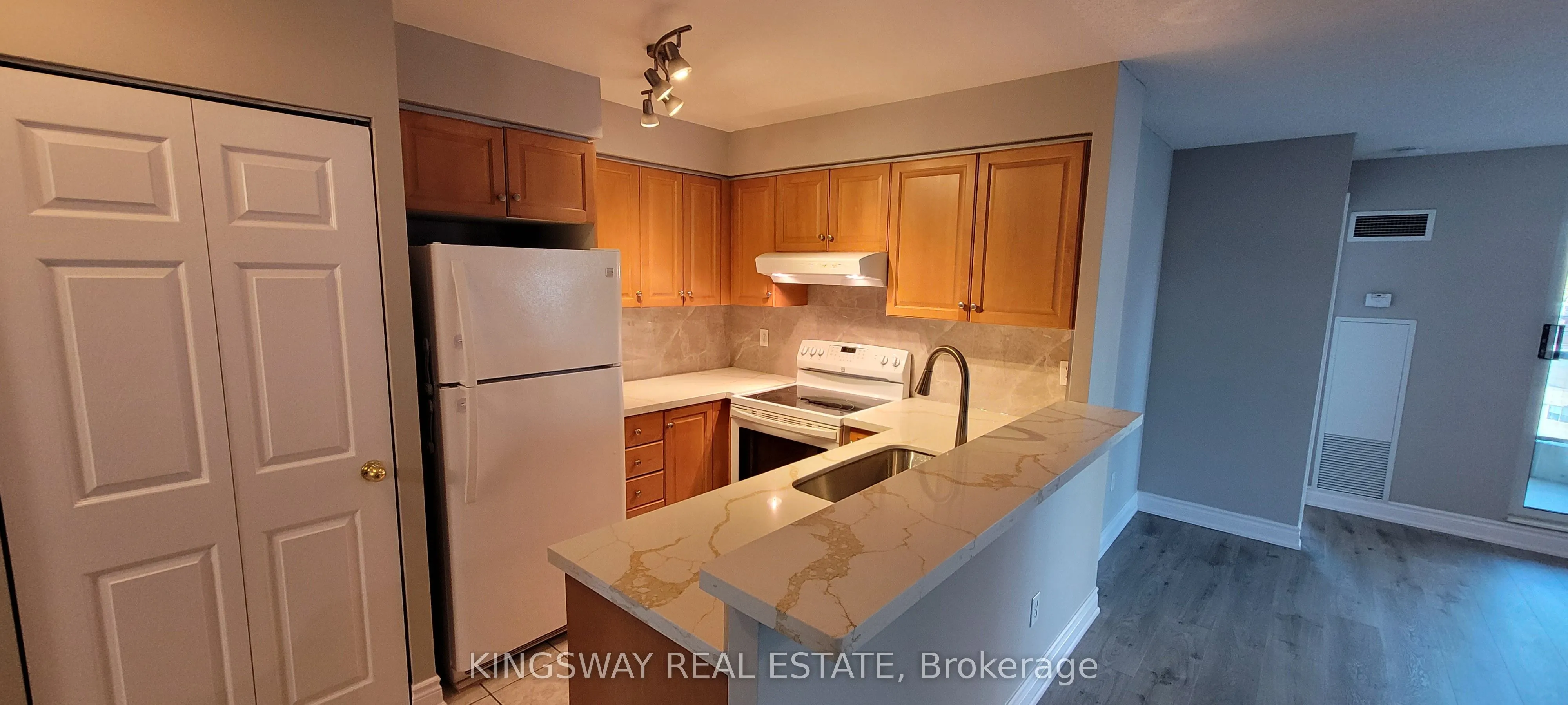 7 Lorraine Drive, #812