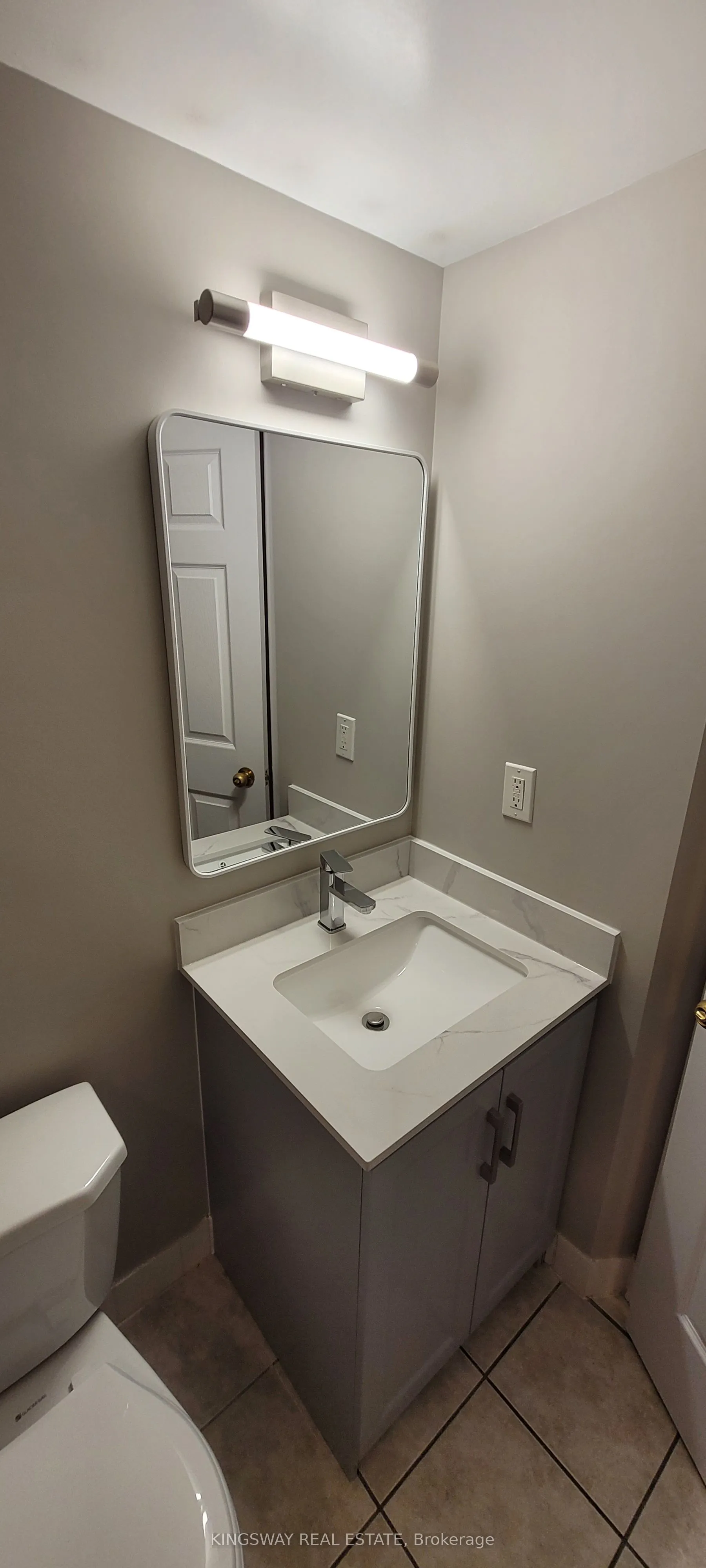 7 Lorraine Drive, #812