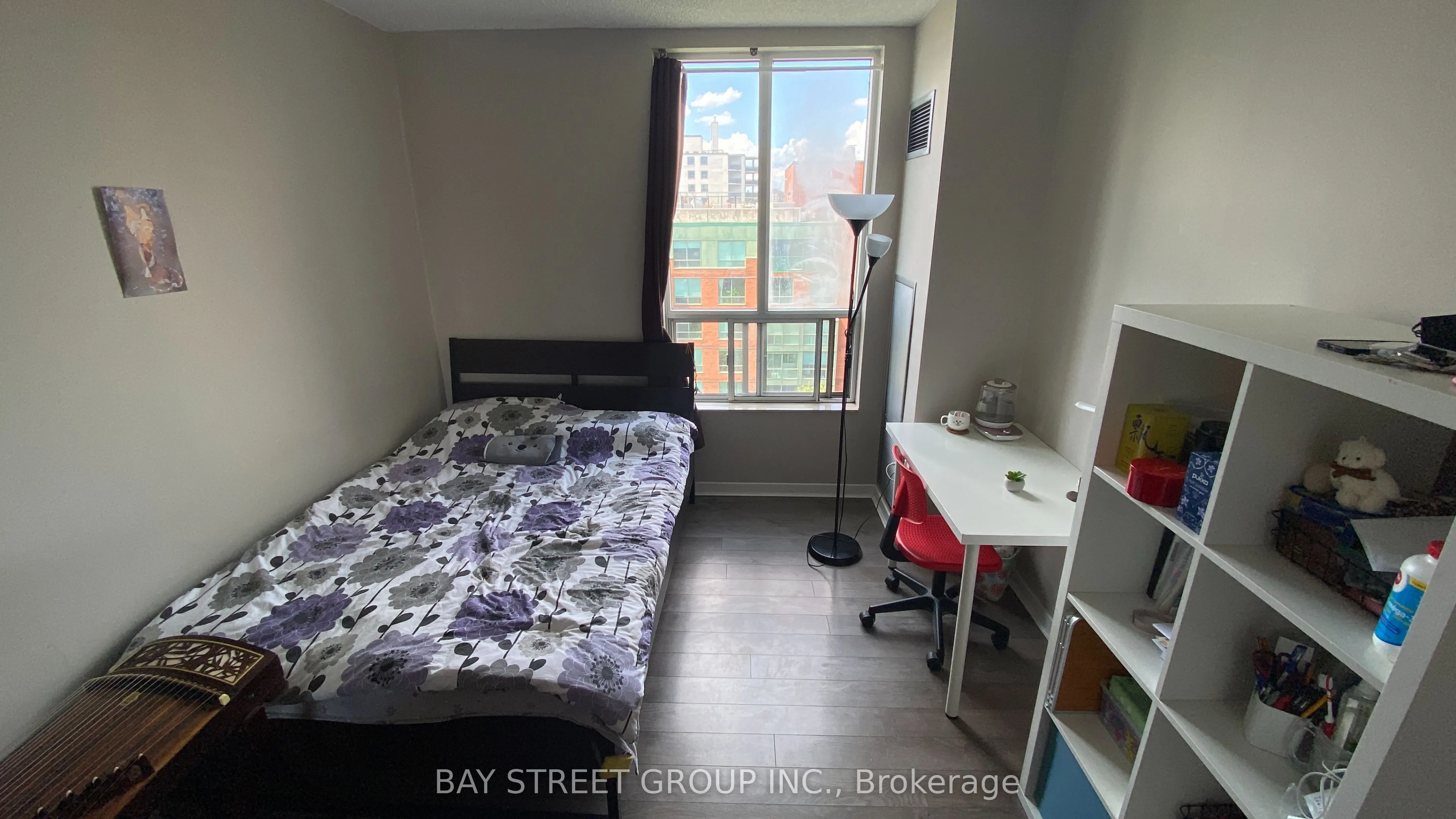 284 Bloor Street W, #902
