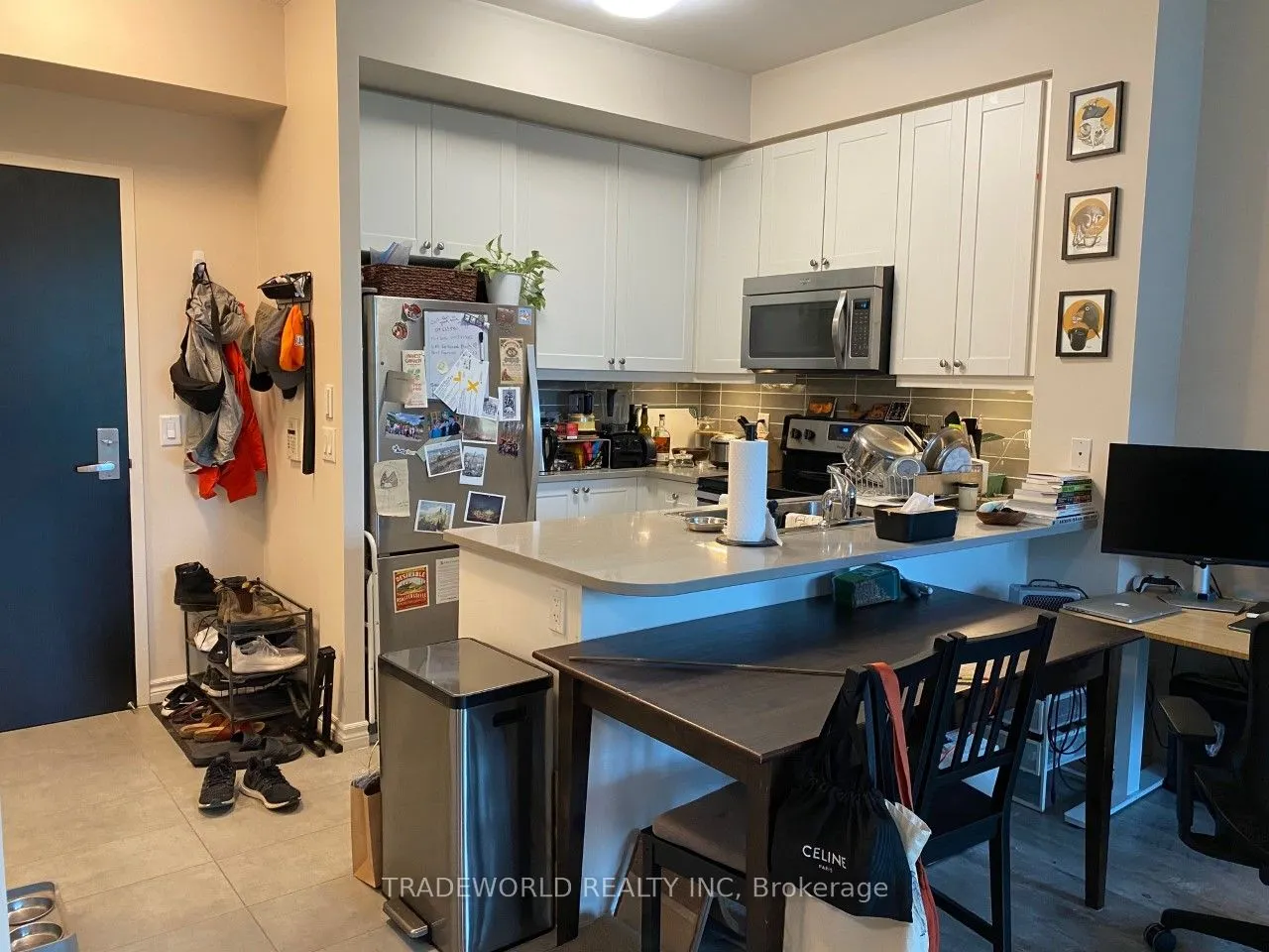 25 Lower Simcoe Street, #325