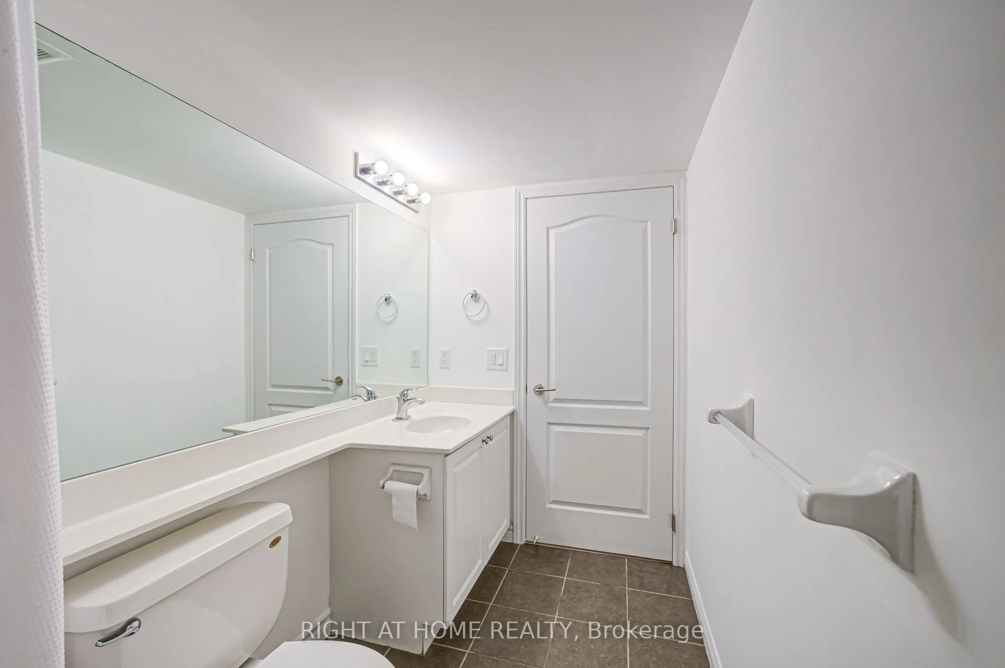 3840 Bathurst Street, #609