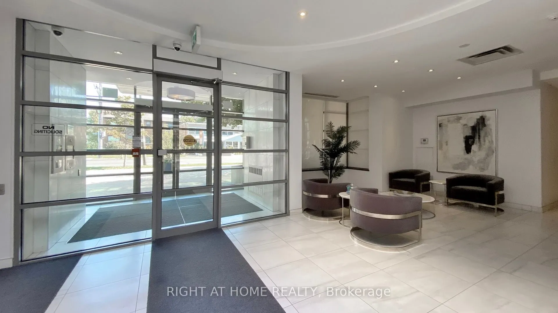3840 Bathurst Street, #609