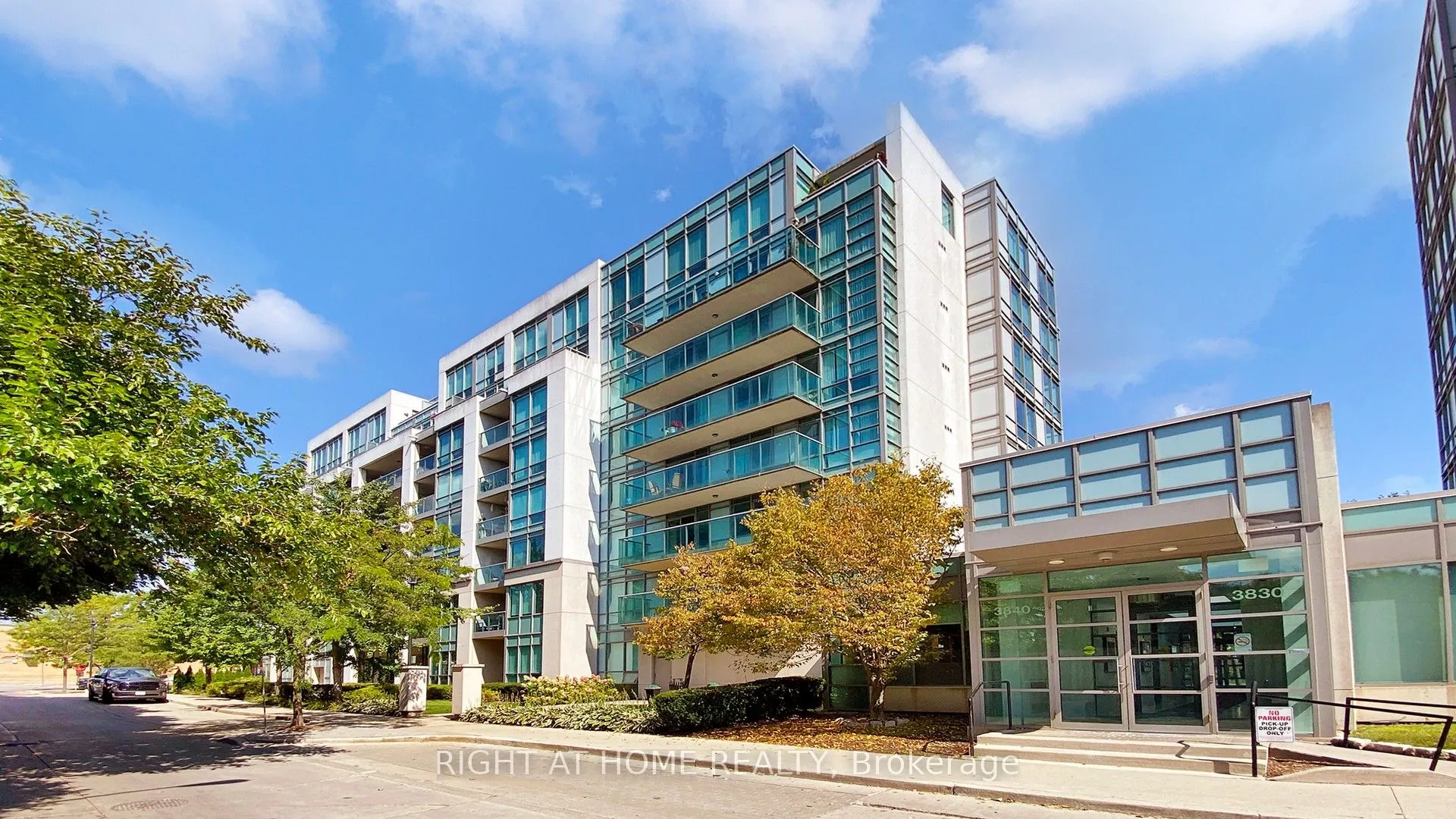 3840 Bathurst Street, #609