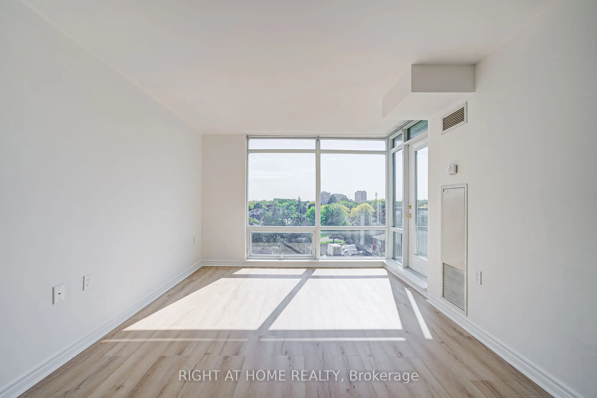 3840 Bathurst Street, #609