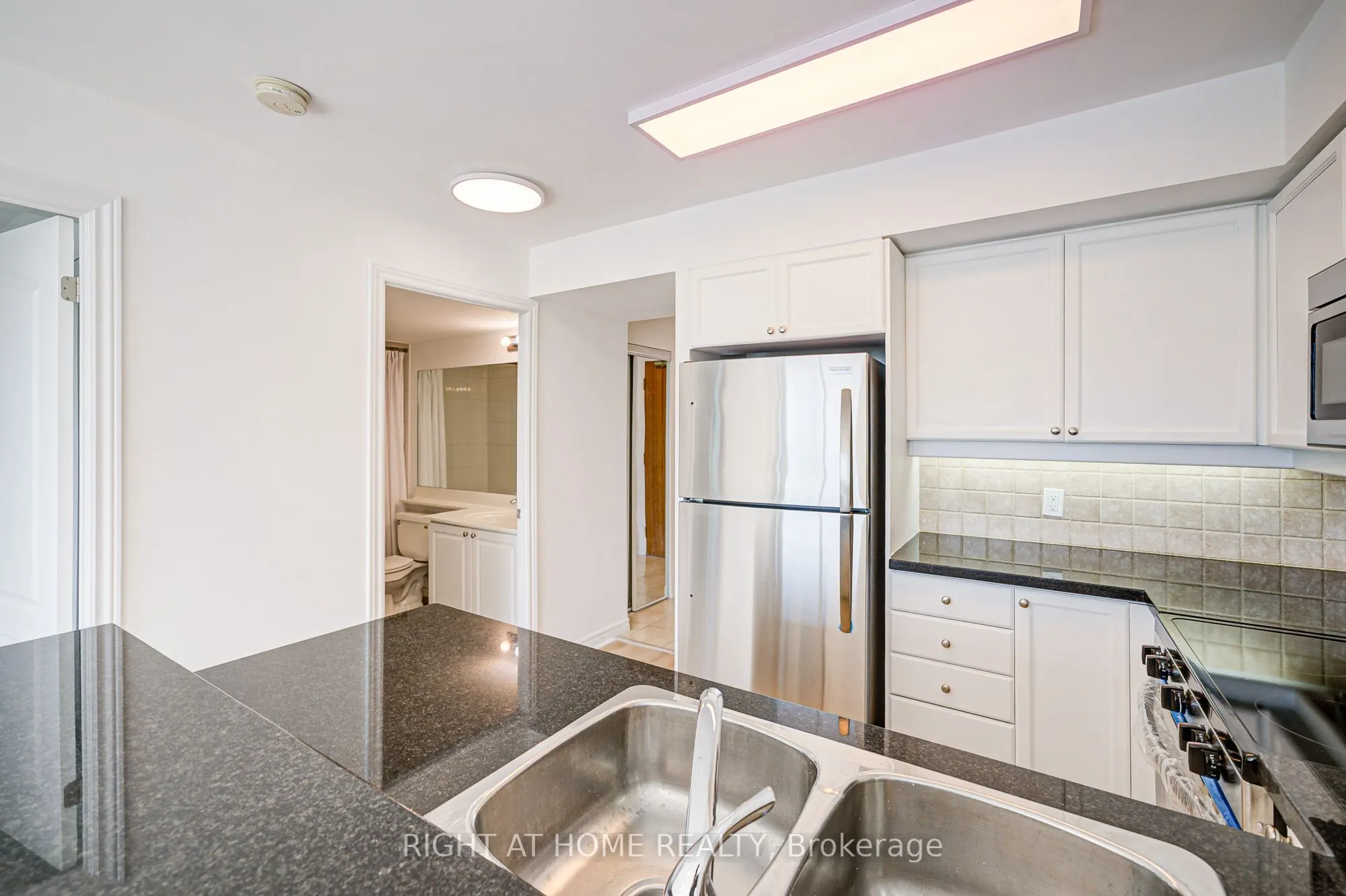 3840 Bathurst Street, #609