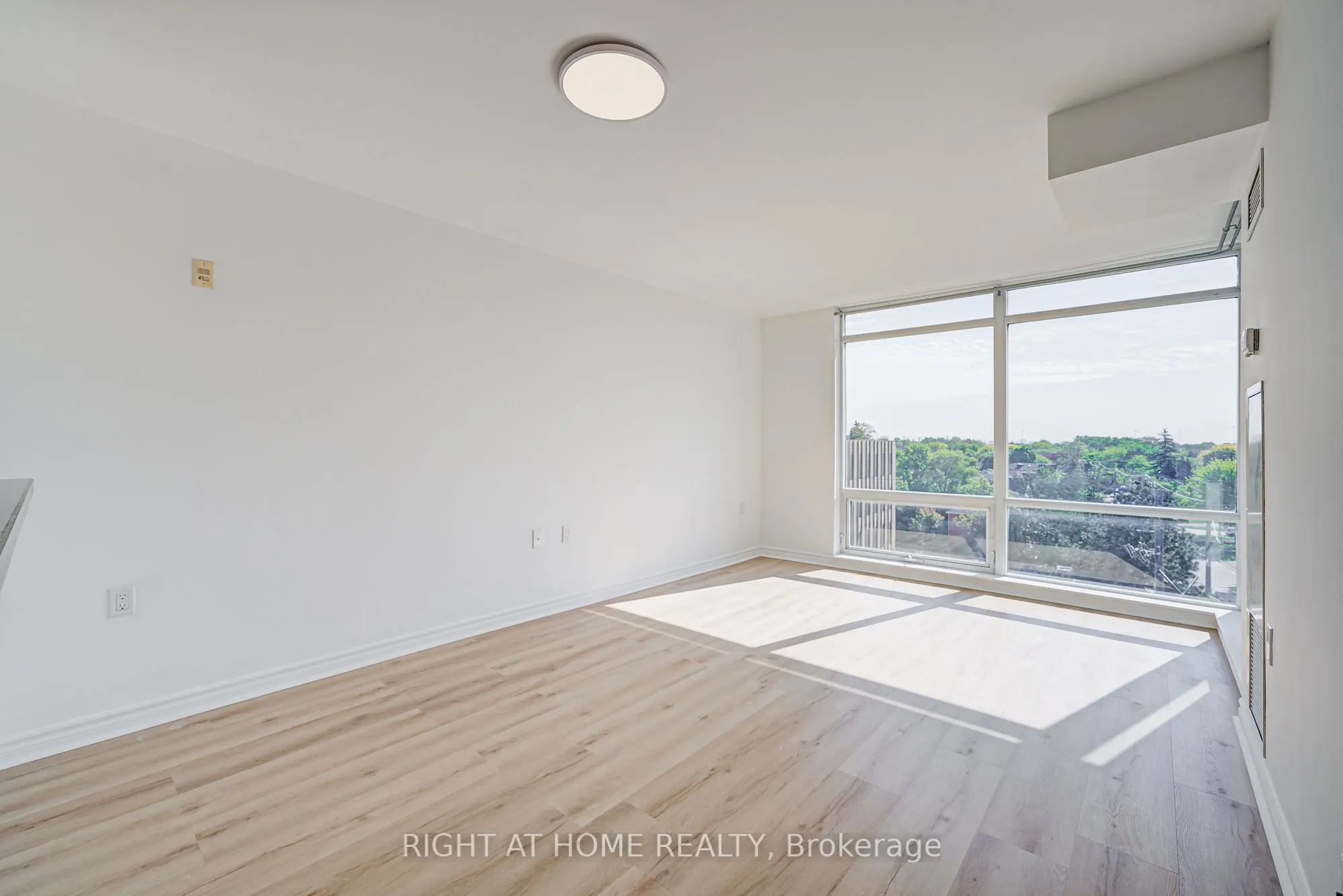 3840 Bathurst Street, #609