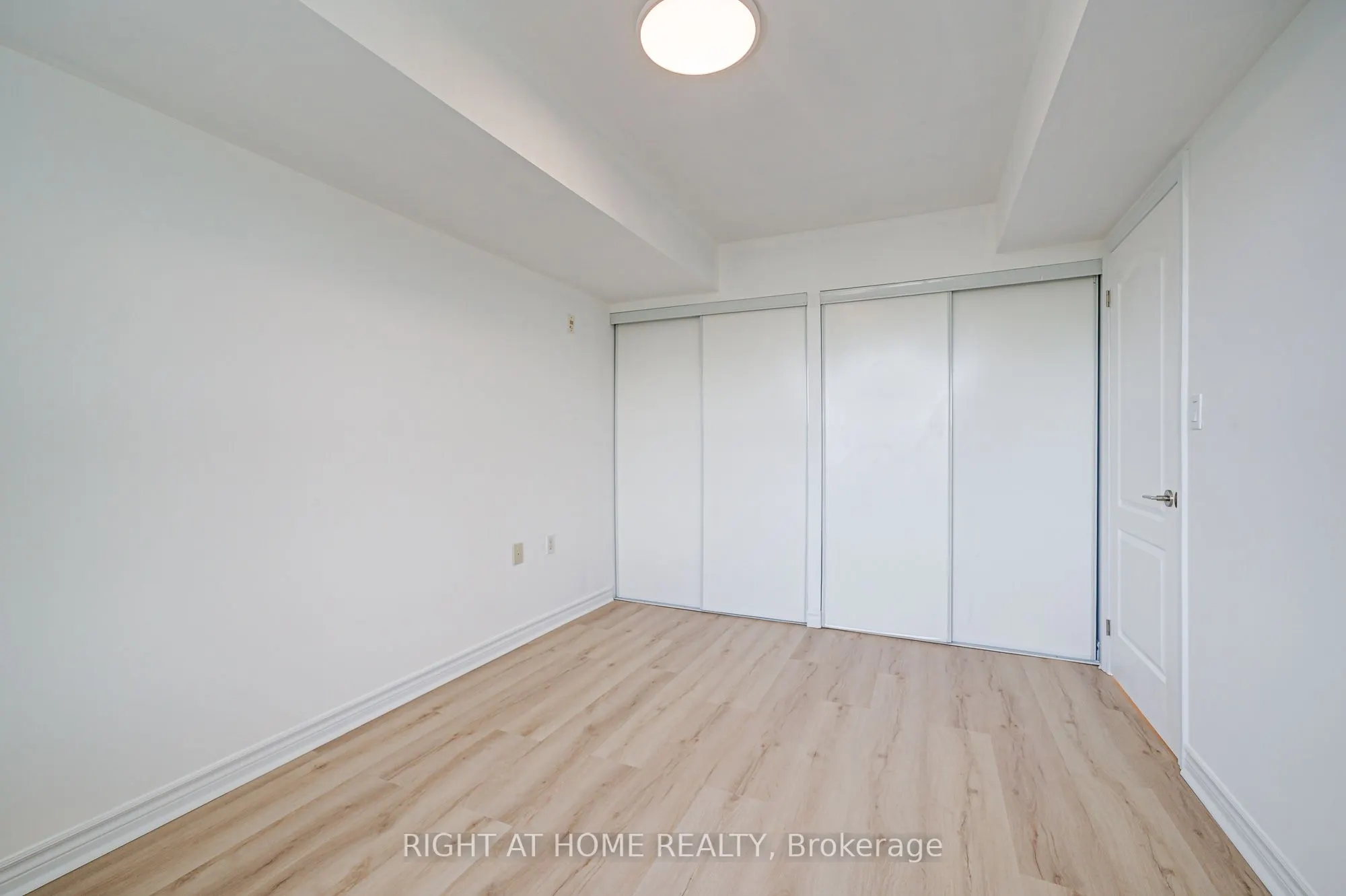 3840 Bathurst Street, #609