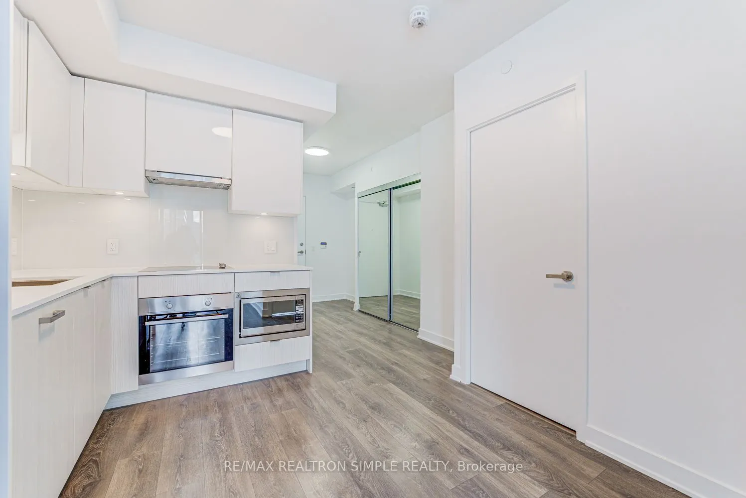 195 Redpath Avenue, #1606
