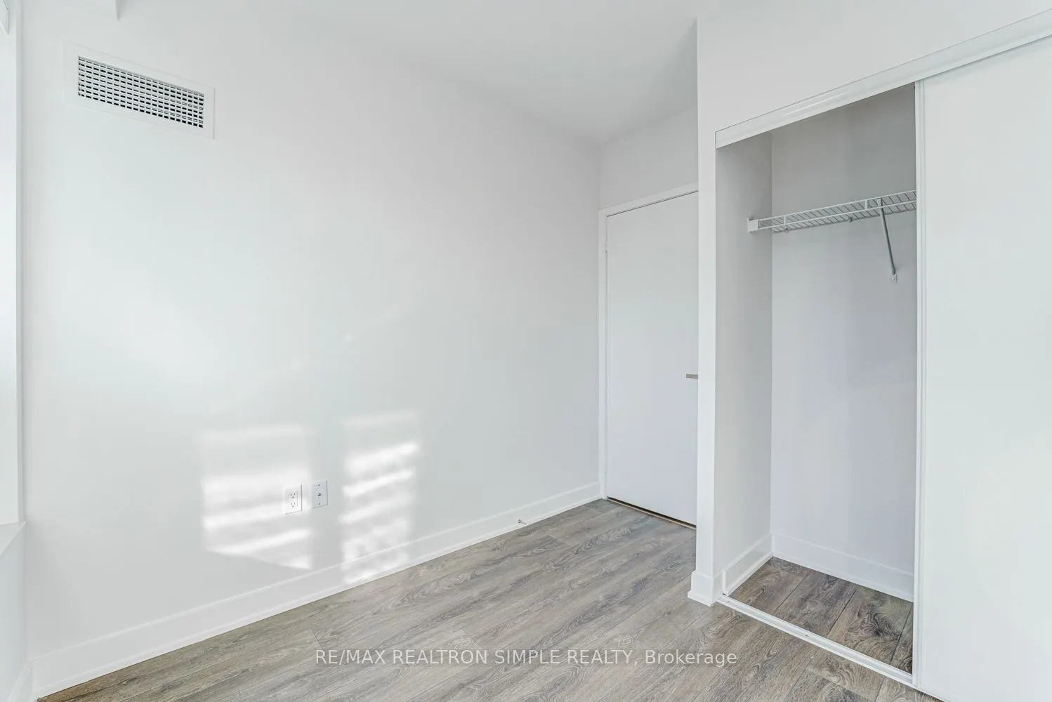 195 Redpath Avenue, #1606