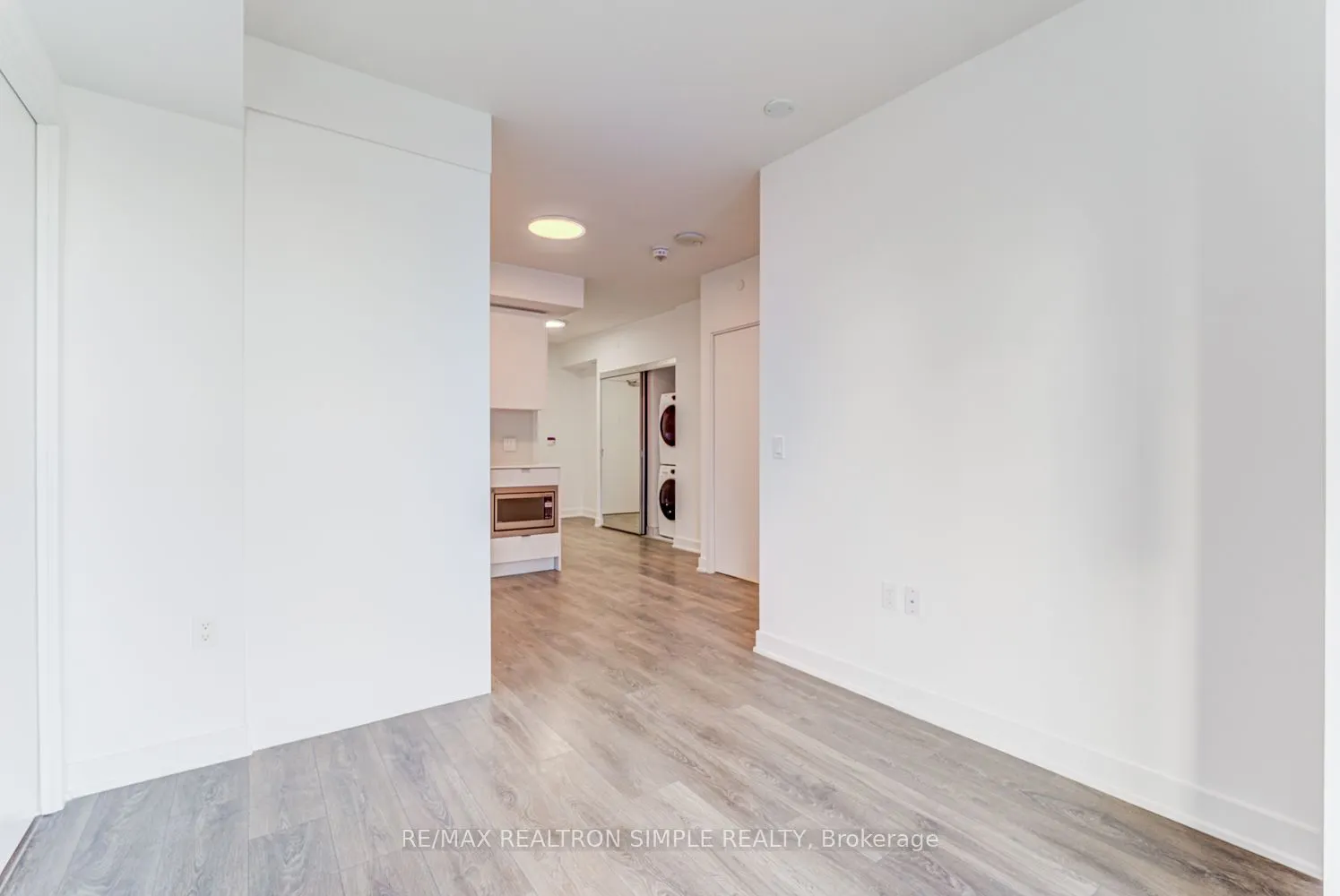 195 Redpath Avenue, #1606
