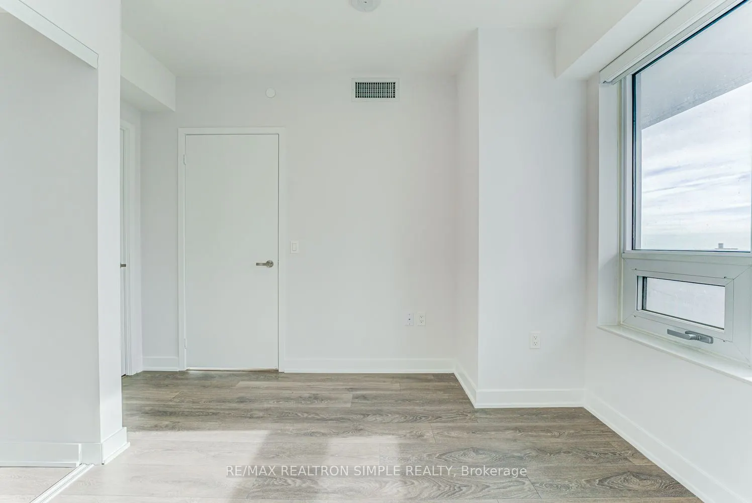 195 Redpath Avenue, #1606